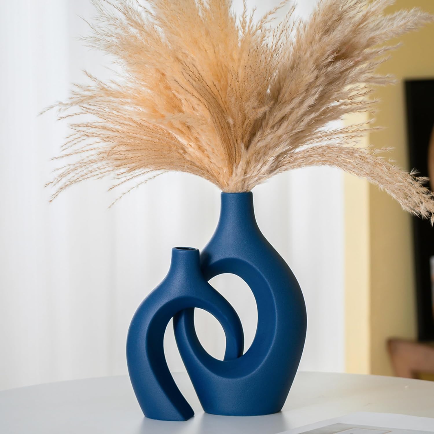 Lvases Snuggle Hollow Ceramic Vase Set of 2, Nordic Modern Boho ins Style Decorative Ceramic Aesthetic Flower Vase for Home Decor (Milky White W 6.3 X H 8.4)