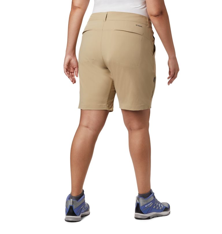 Columbi Women' Saturda Trail Lon Short Plu Size