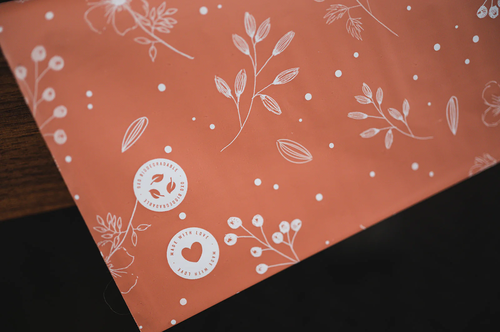 Floral 2D Rosy Brown Biodegradable Mailers 10 x 13