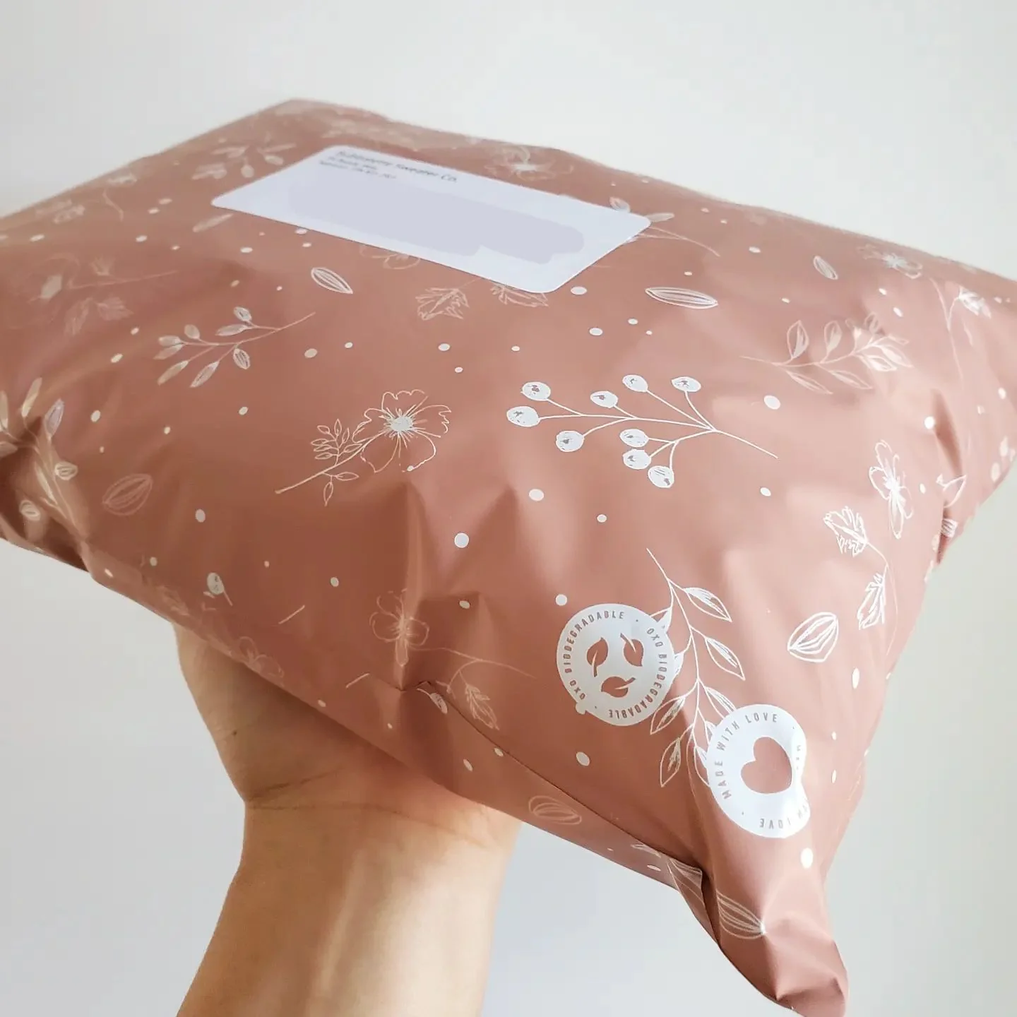 Floral 2D Rosy Brown Biodegradable Mailers 10 x 13