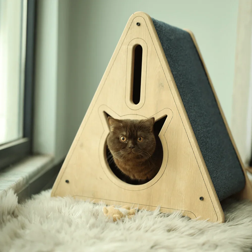 Stella Cat Teepee with Scratching Post