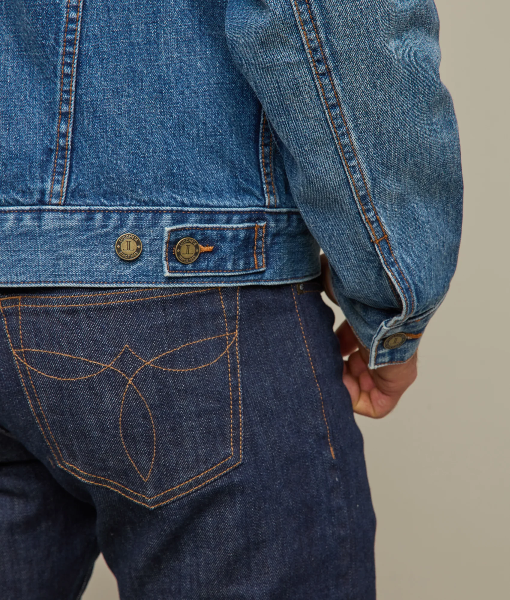 Earl Denim Trucker Jacket :: Saddleback Blue