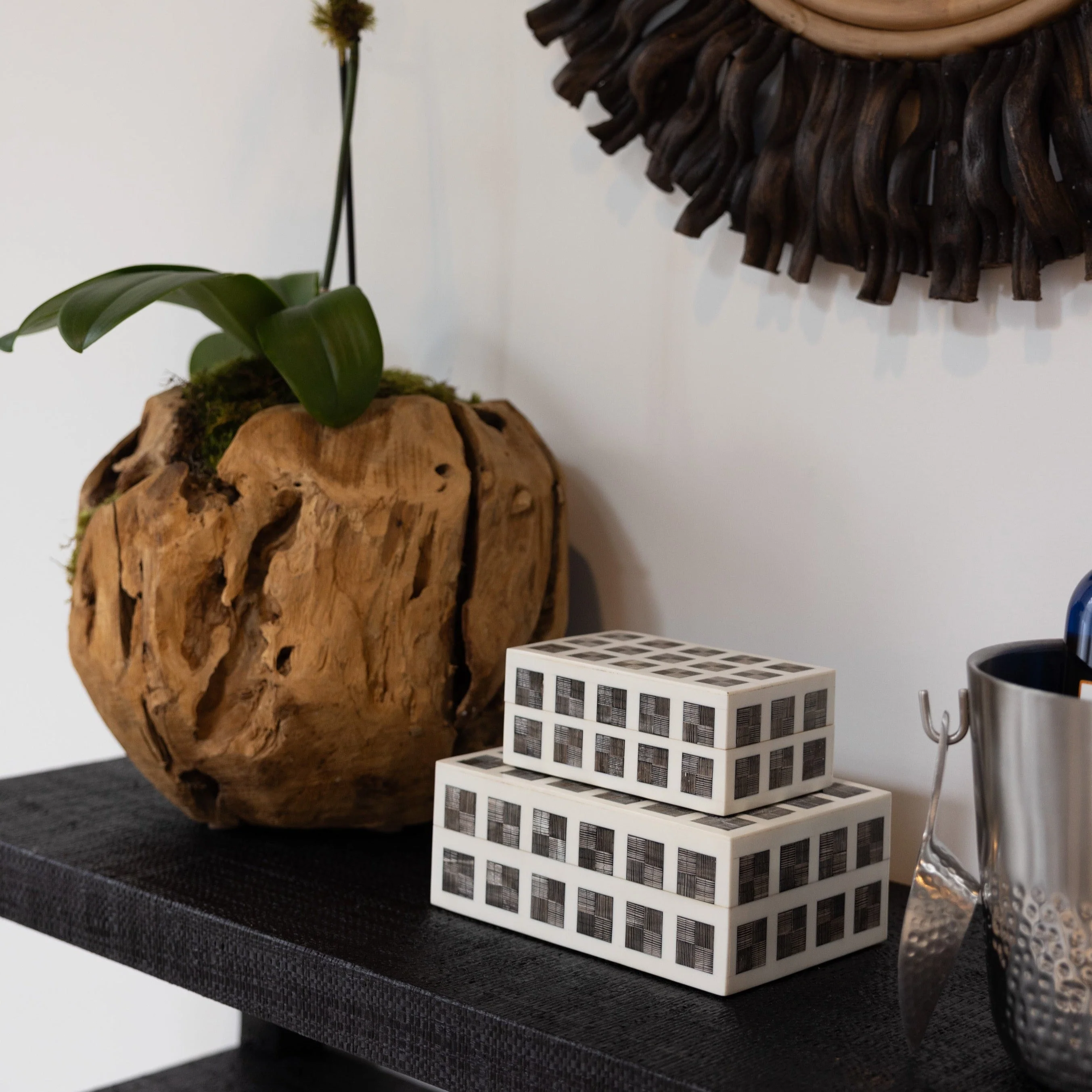 Cassia Carved Horn Decorative Nesting Box, Set of 2