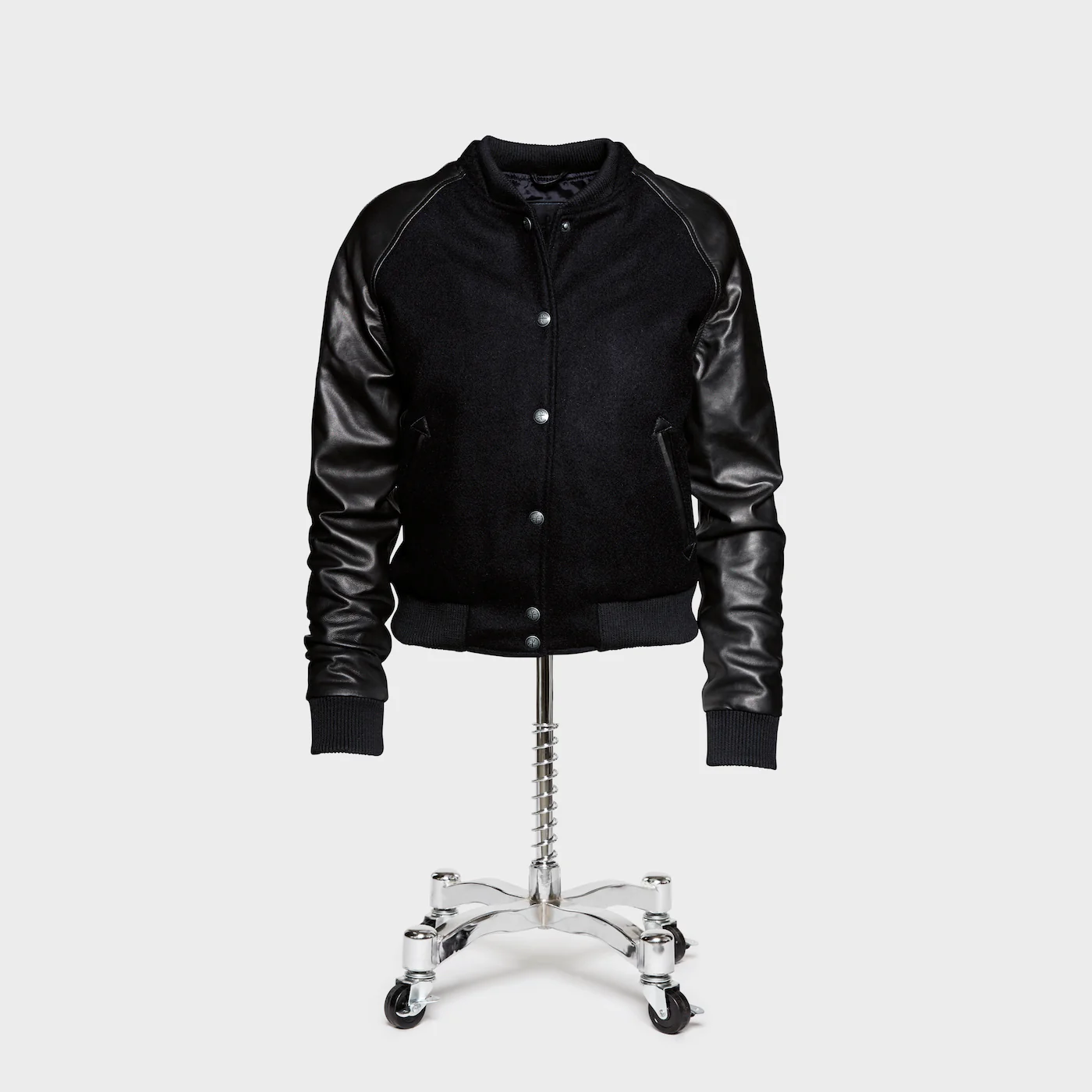 JKT:1W THE WOMEN'S CREW VARSITY