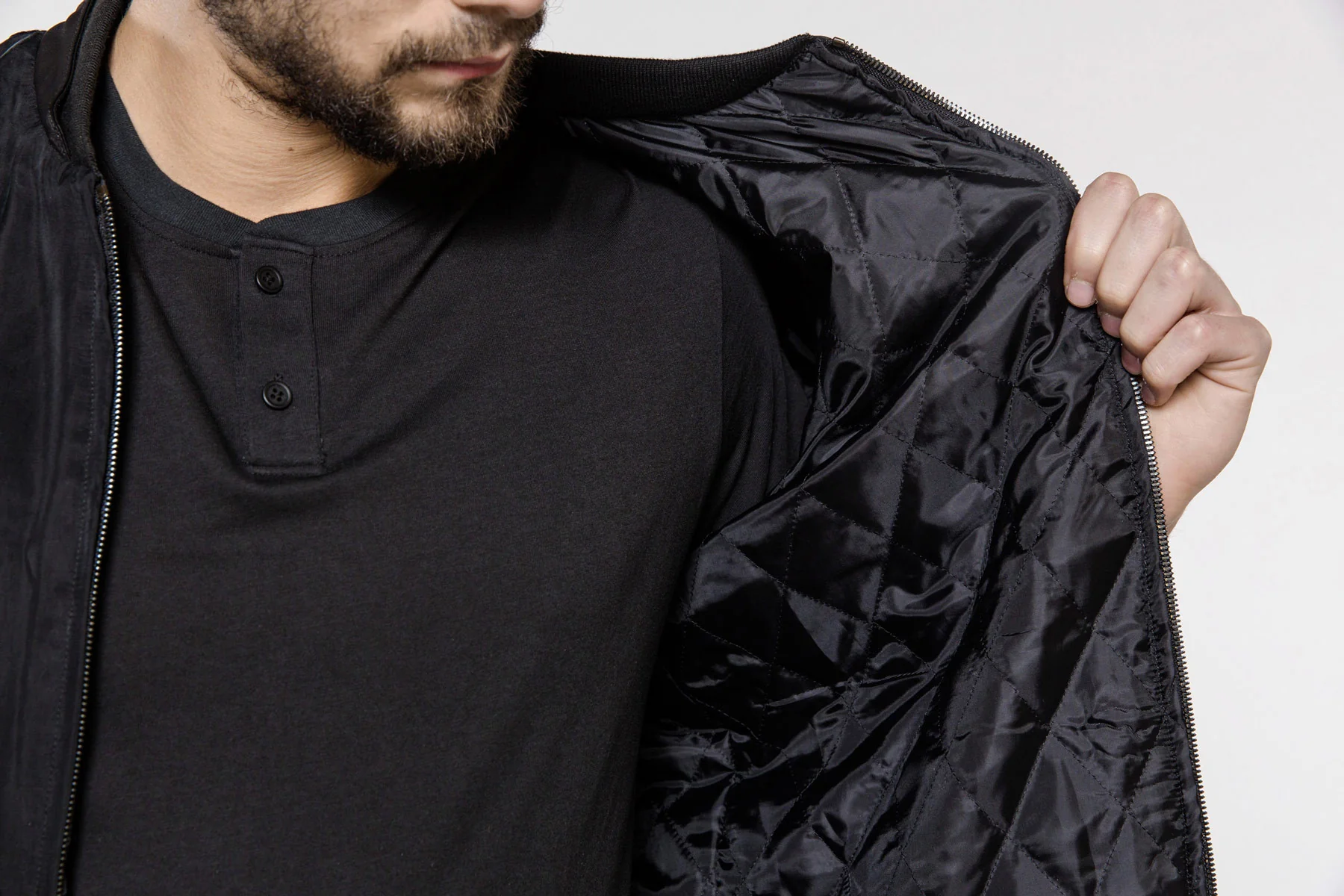 JKT:2 “THE BOMBER (Cupro)”