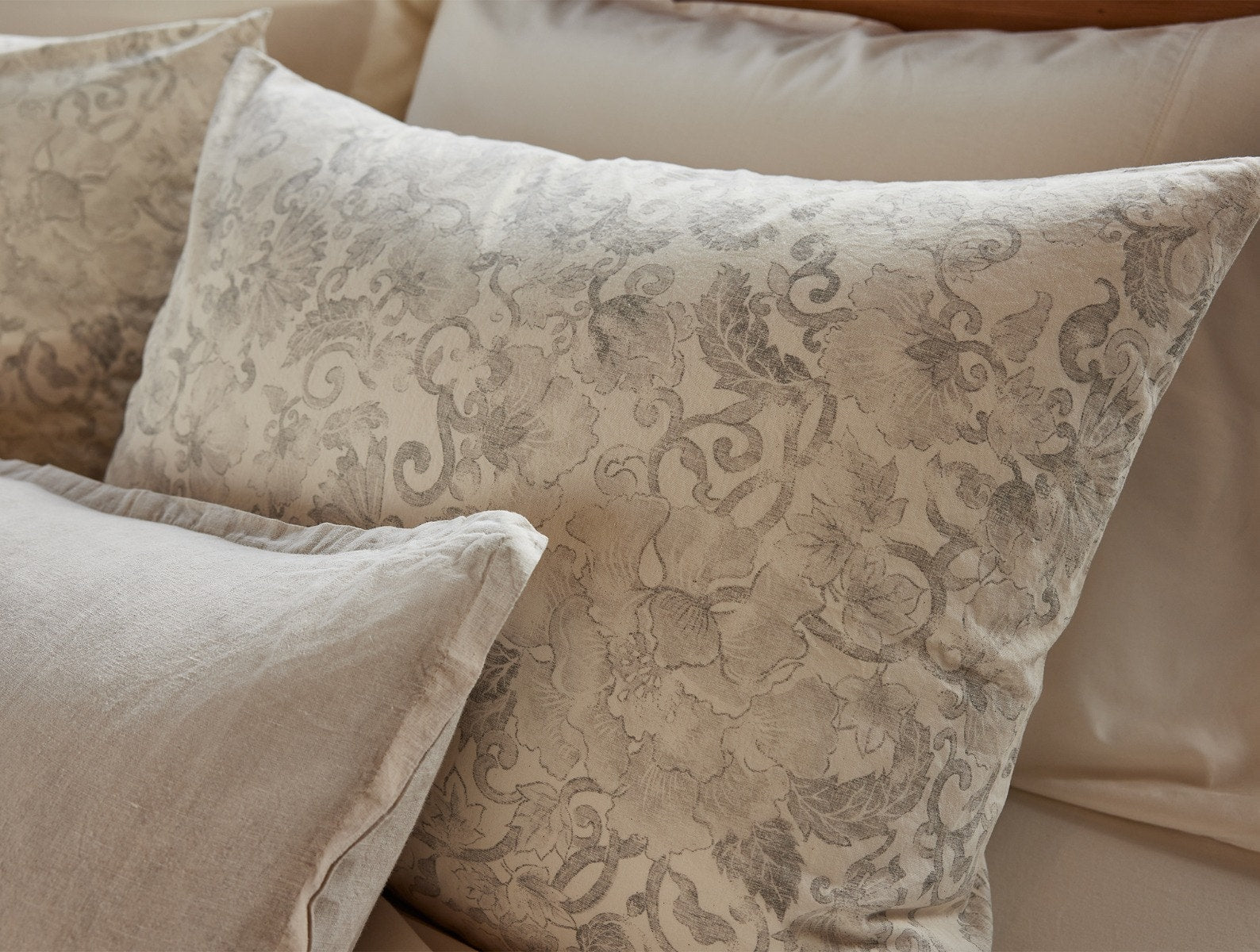 Solana Organic Print Duvet Set