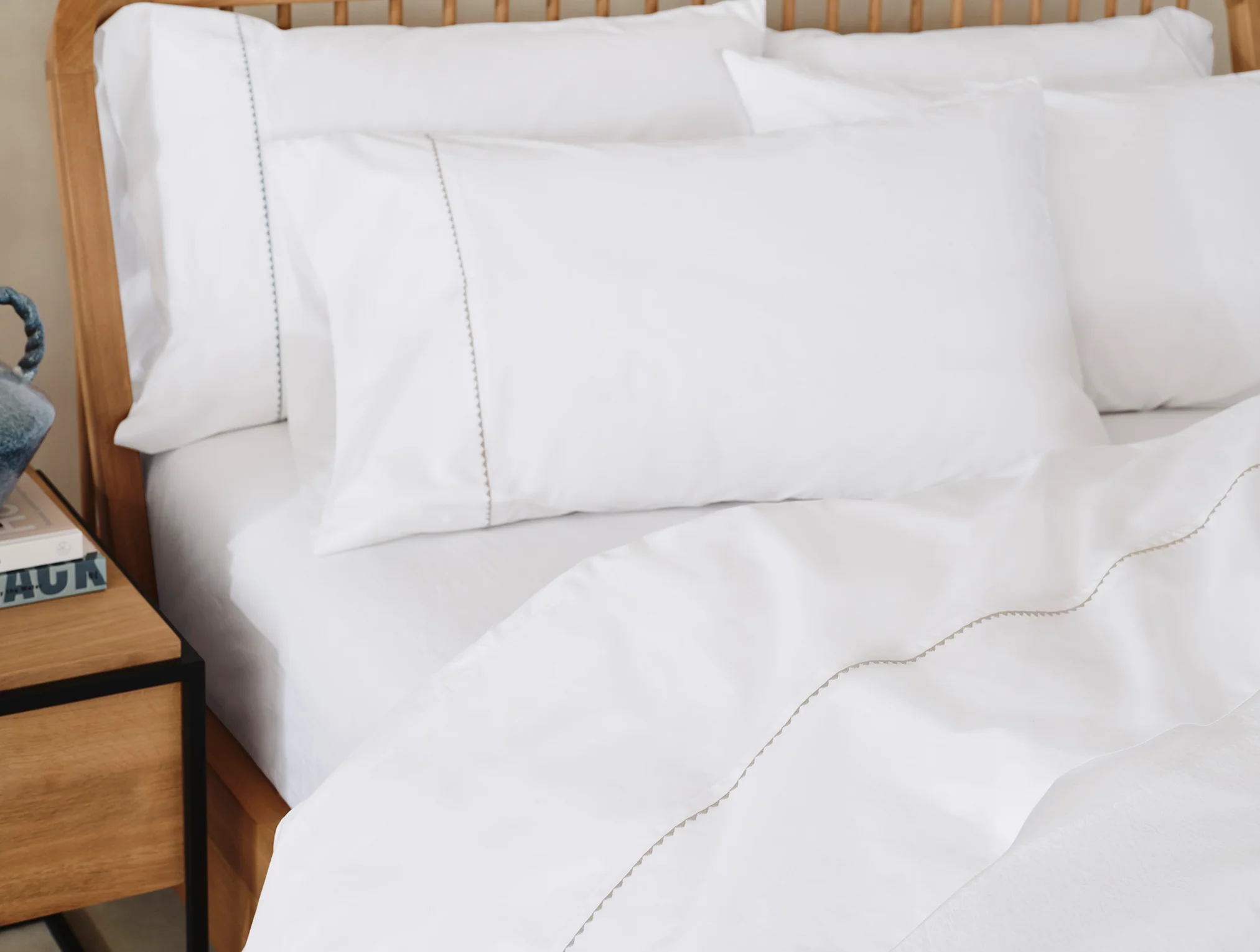Trailing Embroidered Organic Percale Pillowcases