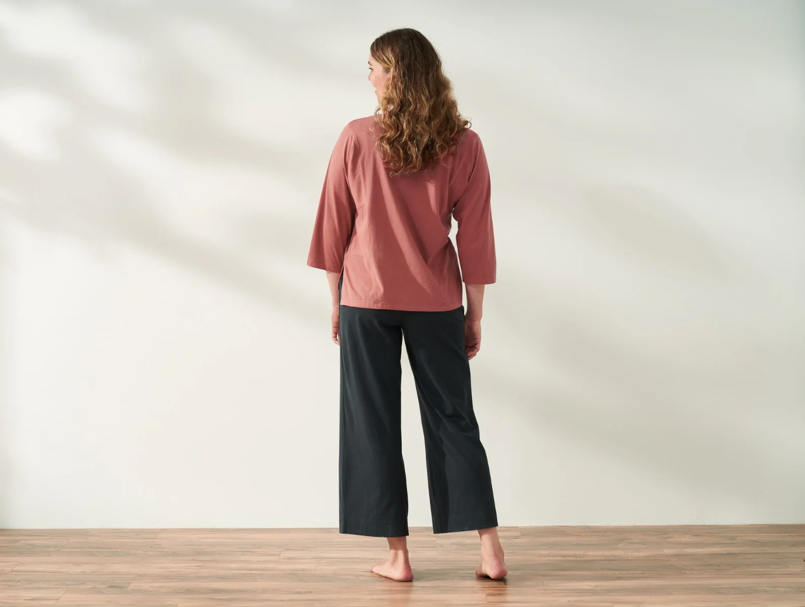 Women's Solstice Organic Wide Leg Crop Pants