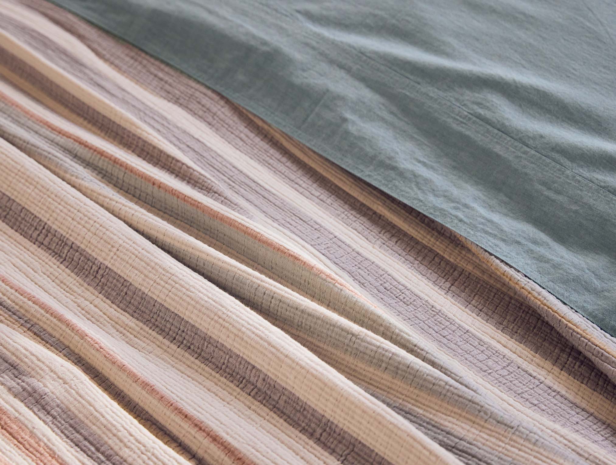 Topanga Organic Matelasse Blanket