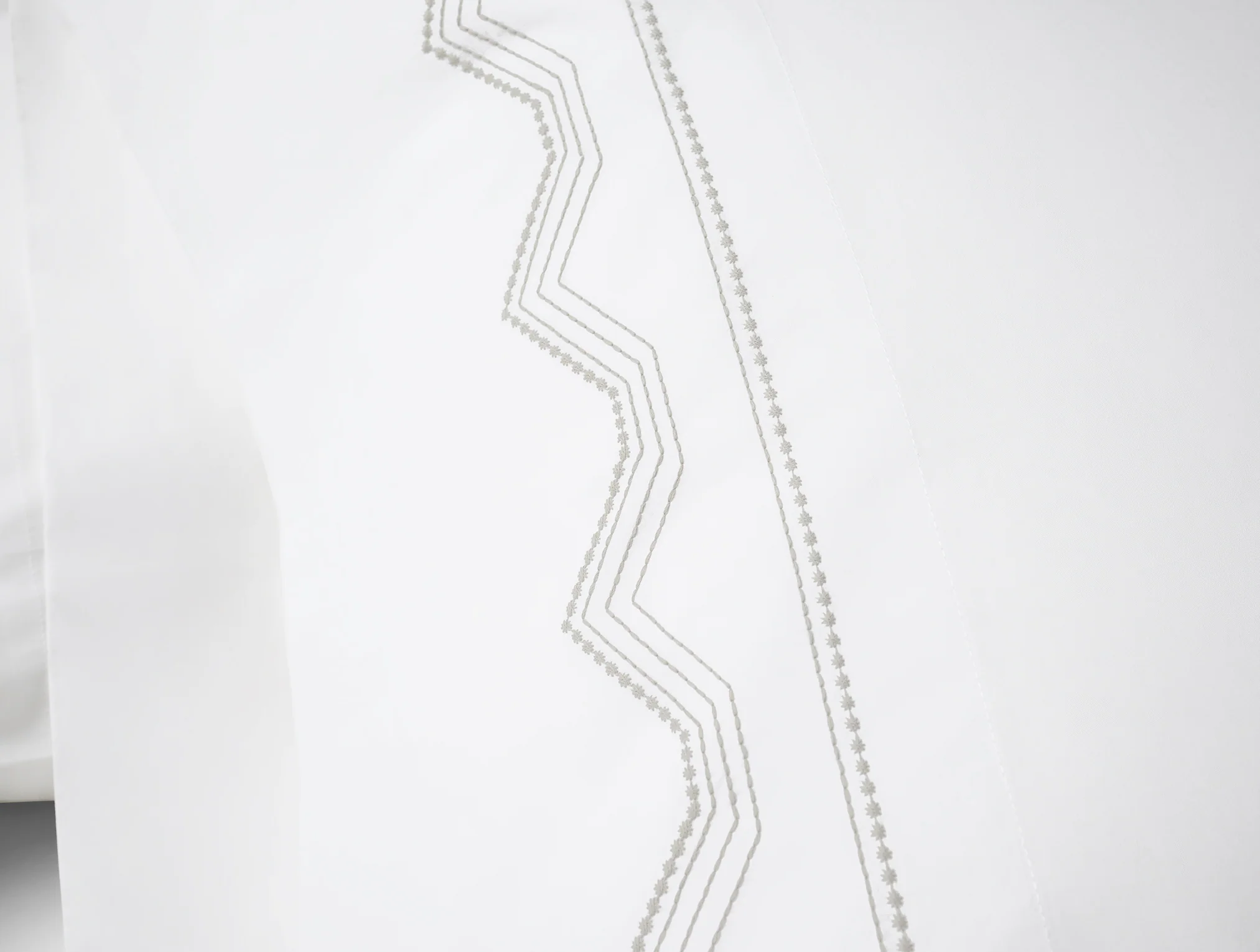 Vista Embroidered Organic Pillowcases