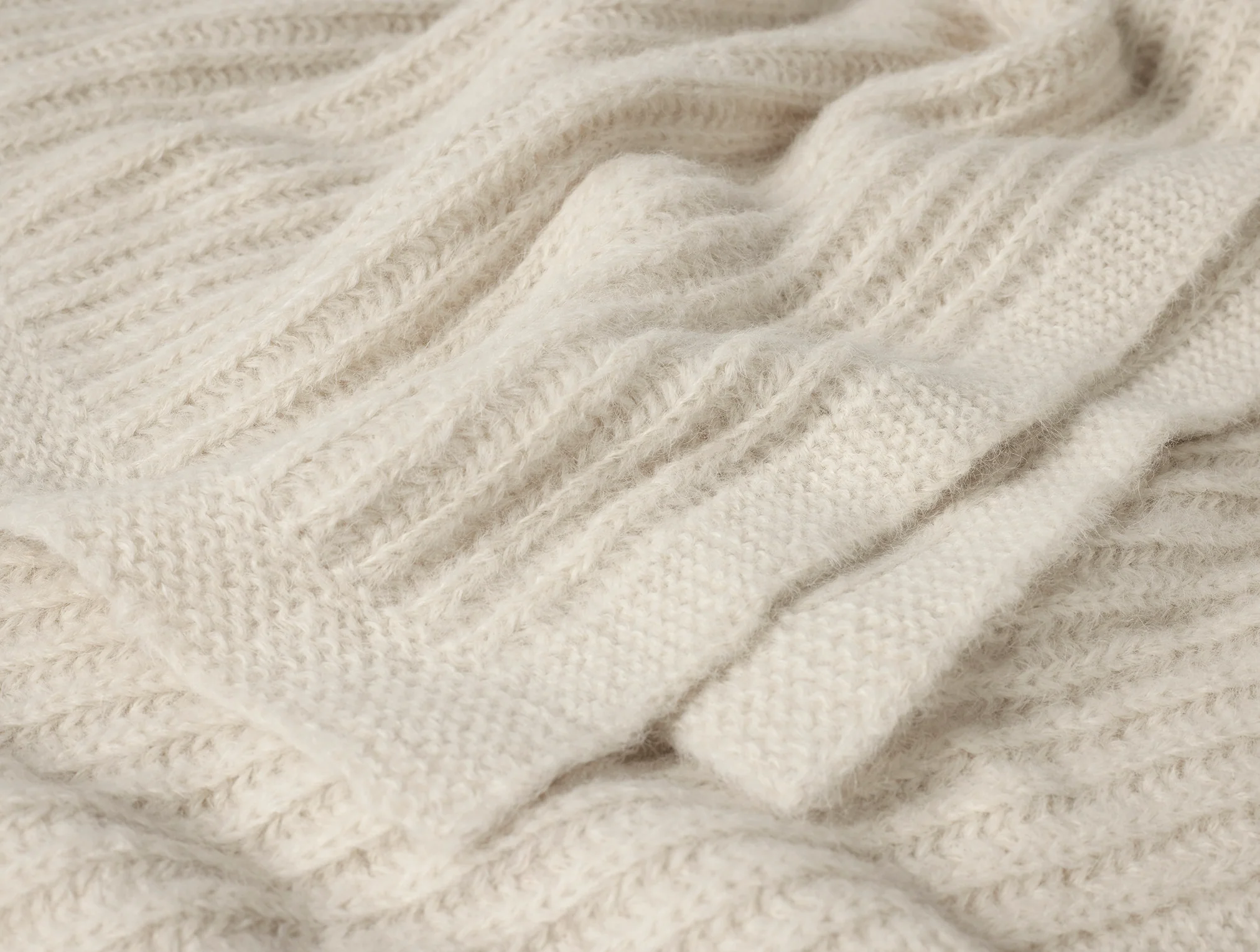 Andes Suri Alpaca Knit Throw