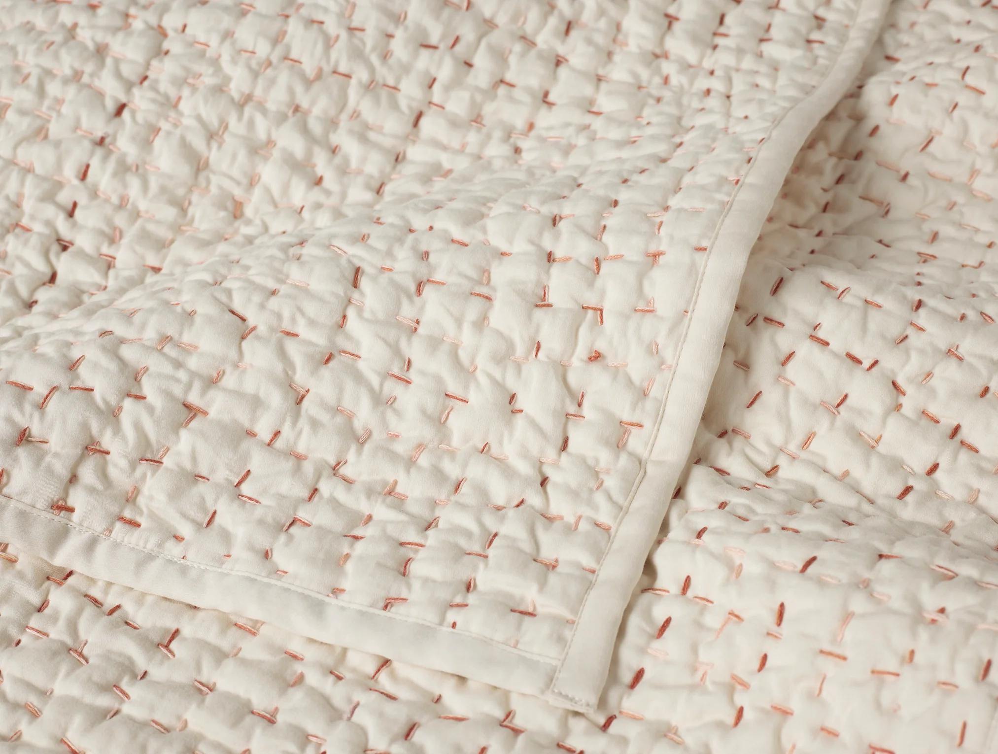 Pebbled Handstitched Organic Toddler Quilt