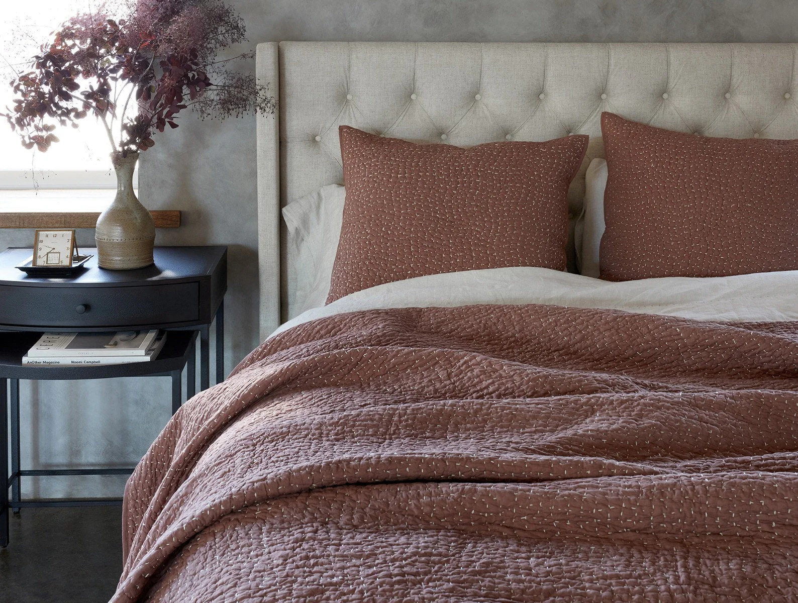 Pebbled Handstitched Quilt Set