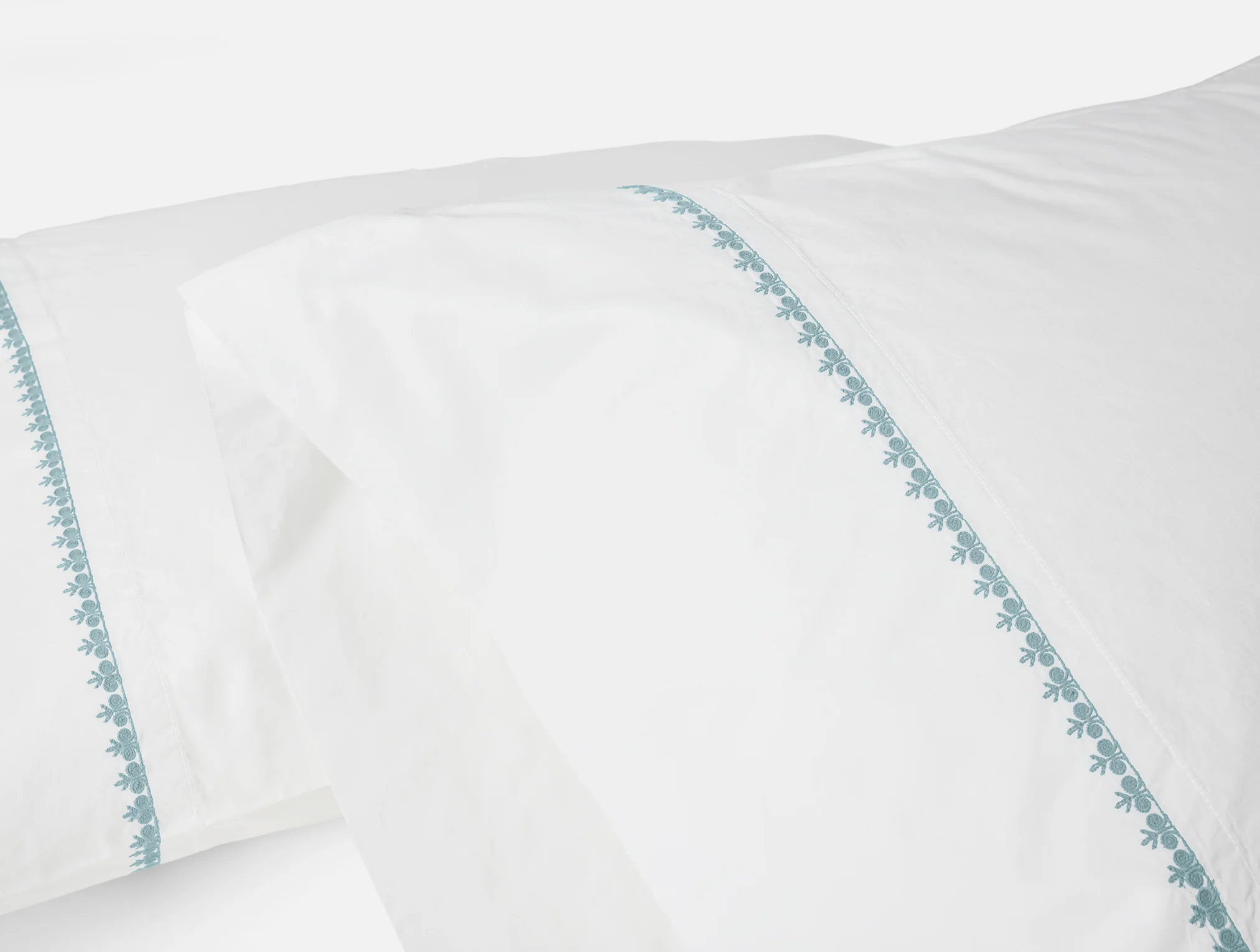 Floret Embroidered Organic Percale Pillowcases