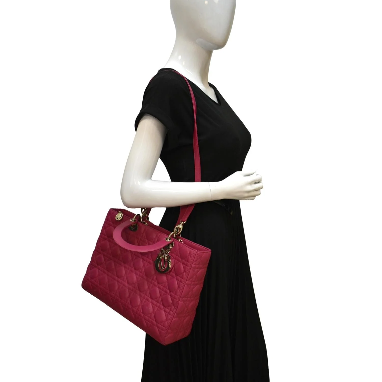 Pre-owned CHRISTIAN DIOR Large Lady Dior Cannage Lambskin Shoulder Bag Pink