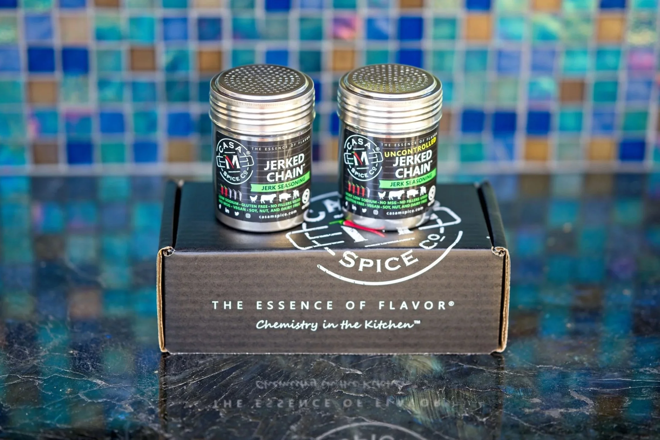 Casa M Spice Co® Uncontrolled Jerked Chain® Jerk Seasoning — Jamaican Dry Rub Gourmet Caribbean Jerk Seasoning • Very Low Sodium • Low Salt • No MSG • Gluten Free • Jamaican Jerk Spices and Seasonings