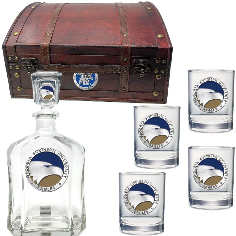 Louisiana at Lafayette Capitol Decanter Chest Set