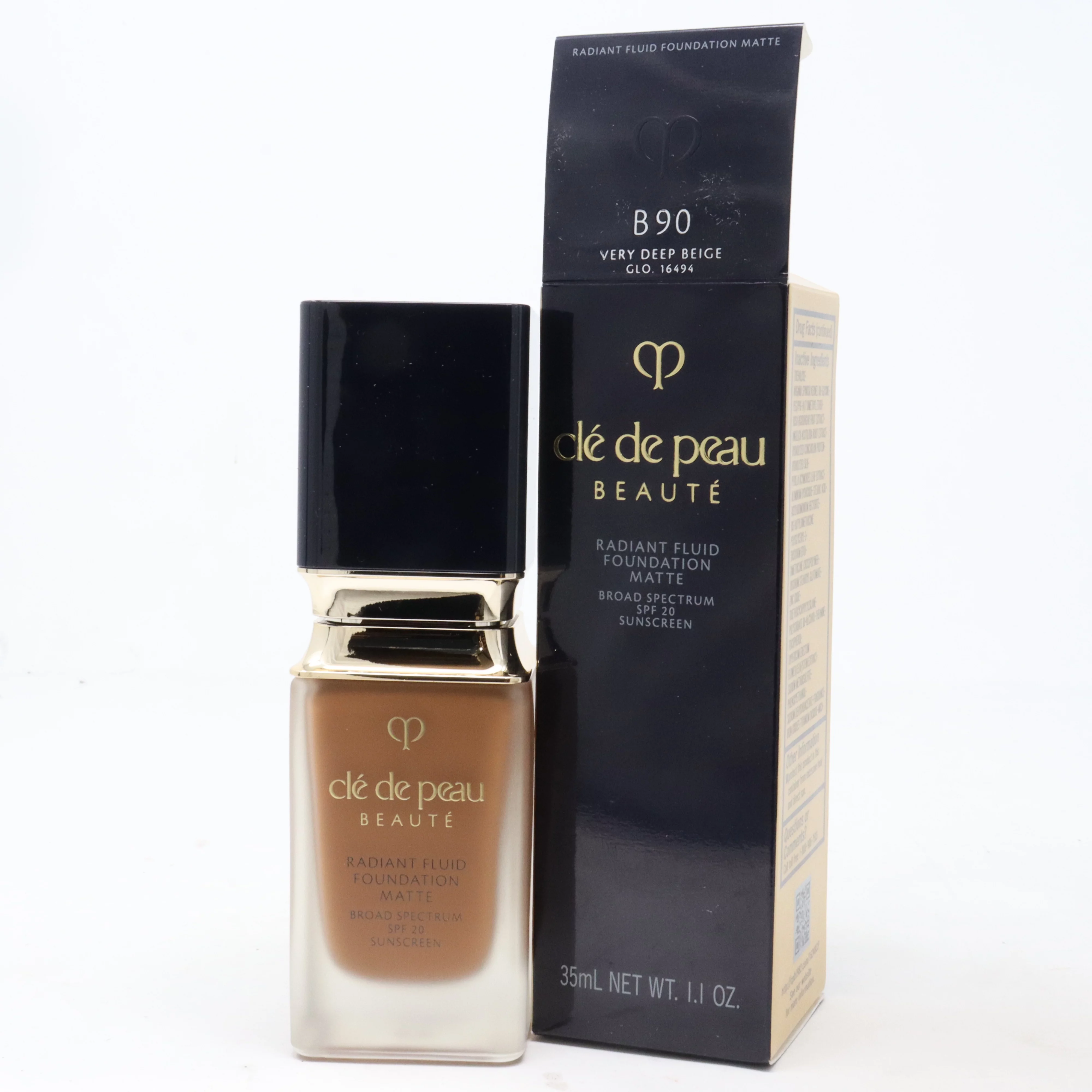 Cle De Peau Beaute Radiant Fluid Foundation Matte  1.1oz B90 Very Deep Beige