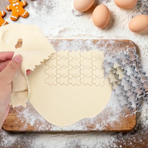 AIERSA Mini Gingerbread Cookie Cutter,Small Christmas Cookie Cutters,1 Inch Tiny Gingerbread Man Shapes Cookie Cutter,20 Cavity Metal Stainless Steel Christmas Cookie Cutters