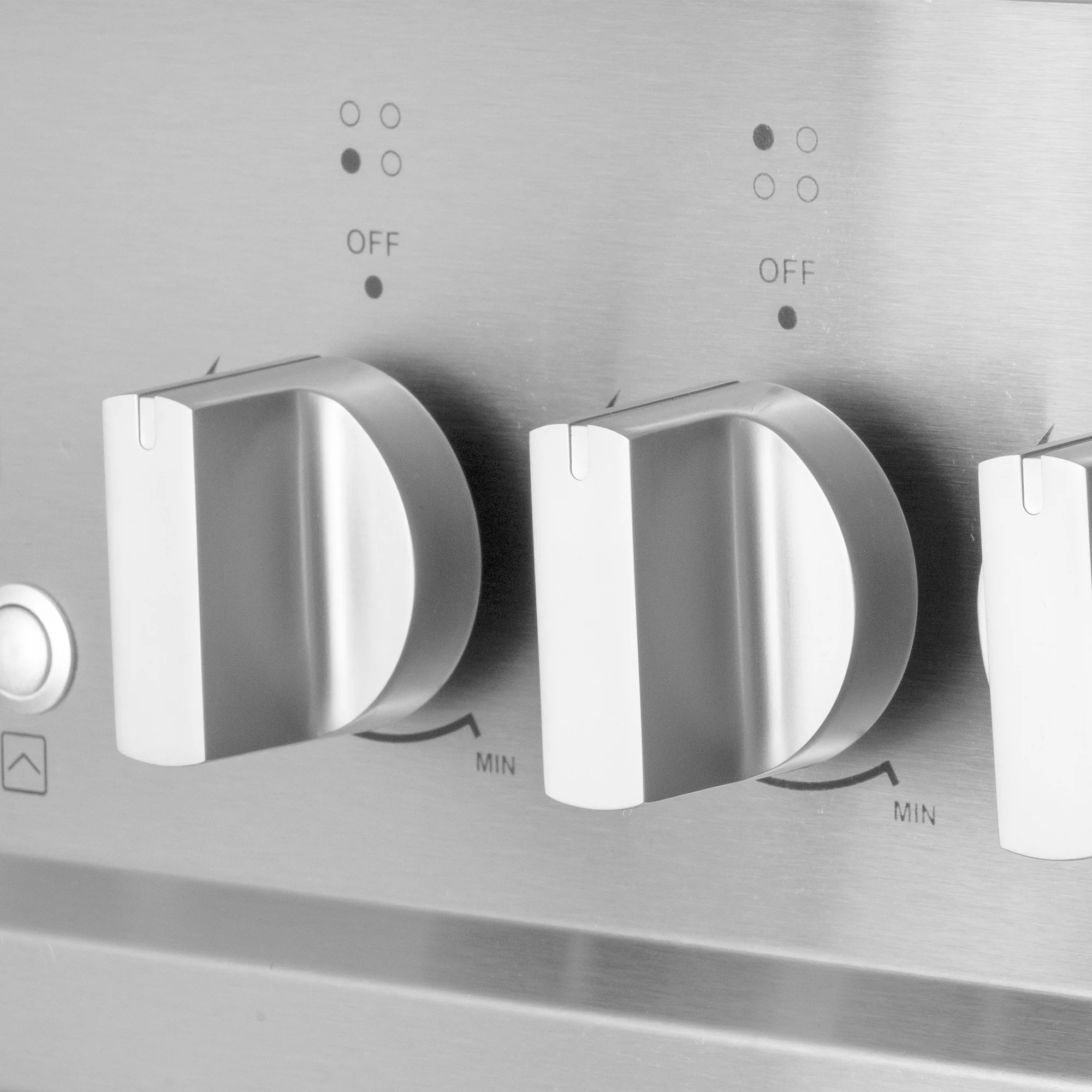 Cosmo 2.73 cu. ft. Single Oven Gas Range Kitchen Stove with 4 Burner Cooktop, Heavy Duty Cast Iron Grates in Stainless Steel