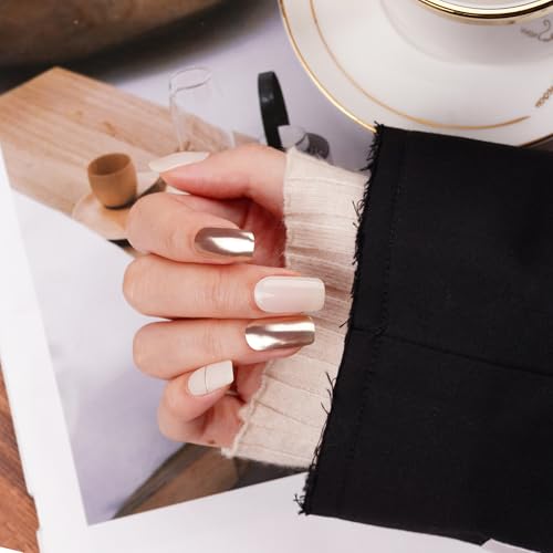 DANNI & TONI Semi Cured Gel Nail Strips Christmas Santa Claus Snowflakes Cat Eye Gel Nail Wraps 28 Stickers | Mistletoe Meow