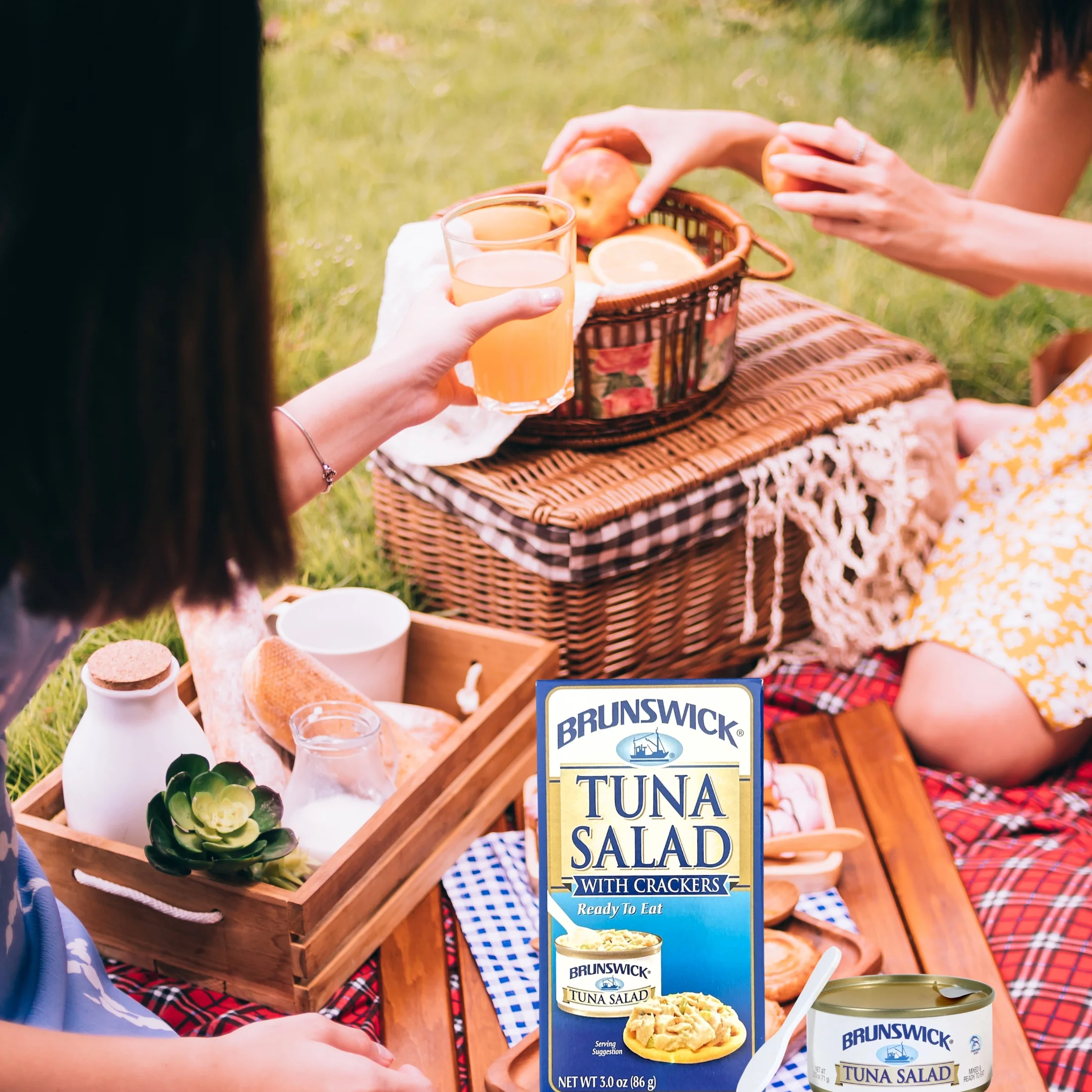 Tuna Salad with Crackers 3.0 oz Plastic Spreader Spoon Included Ready to Eat On the Go Preservatives Convenient Healthy Canned Food Snacks Kit for Family Picnic School Lunches Gift Supplies Pack of 12