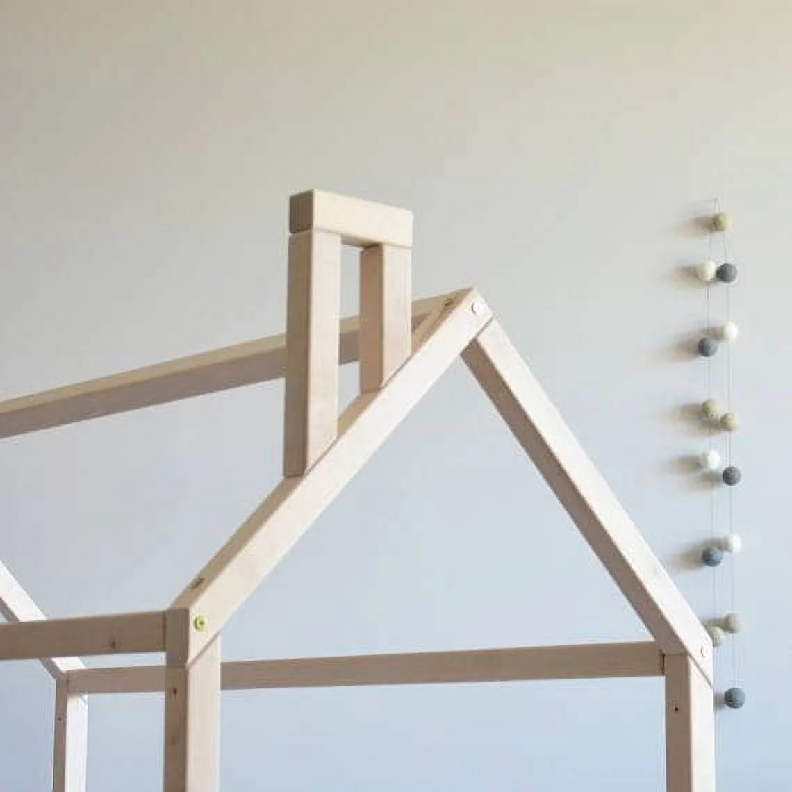 Cottage Kids Furniture Montessori Toddler Bed with Chimney