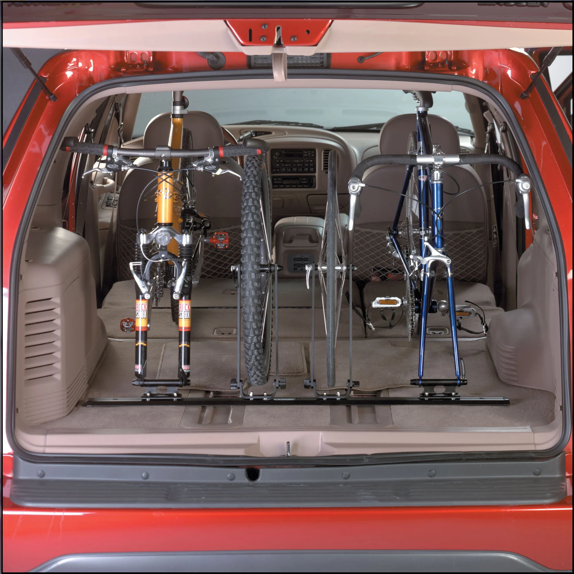 Saris Traps Single Track for SUV, Inside Van Bike Rack, 37x 7 x 1 in, Black