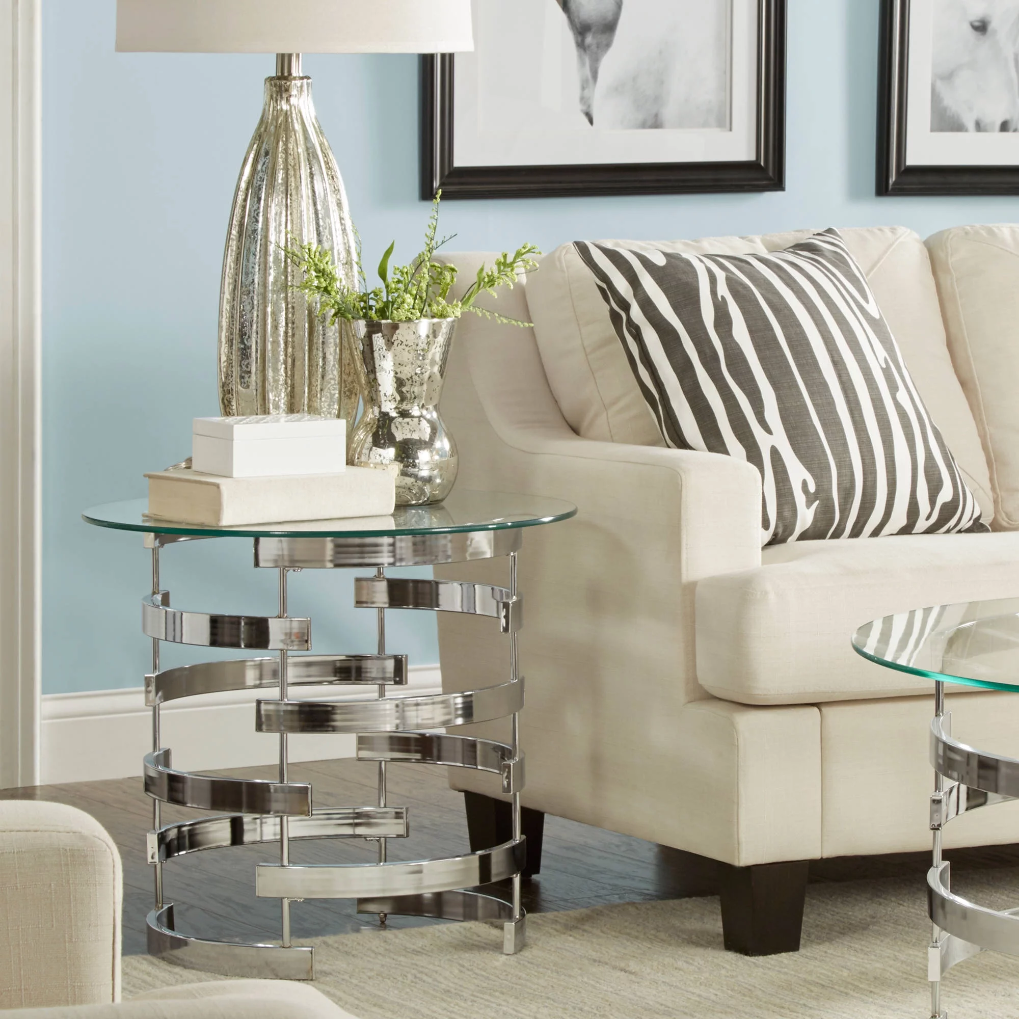 Chelsea Lane Cleave Modern Glam Glass and Metal Round End Table, Chrome