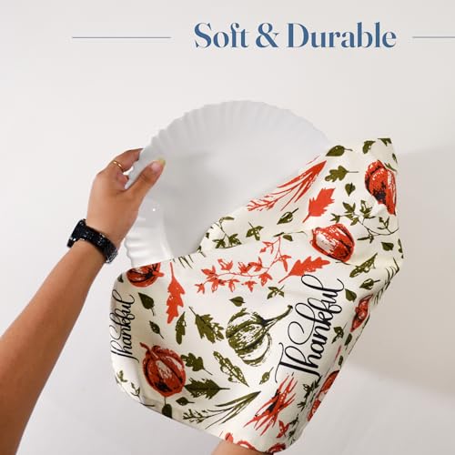 The Fine Living Co. 100% Cotton Merry Christmas Kitchen Towels, 18'x28' Set of 2 (Cherry Red & Green)