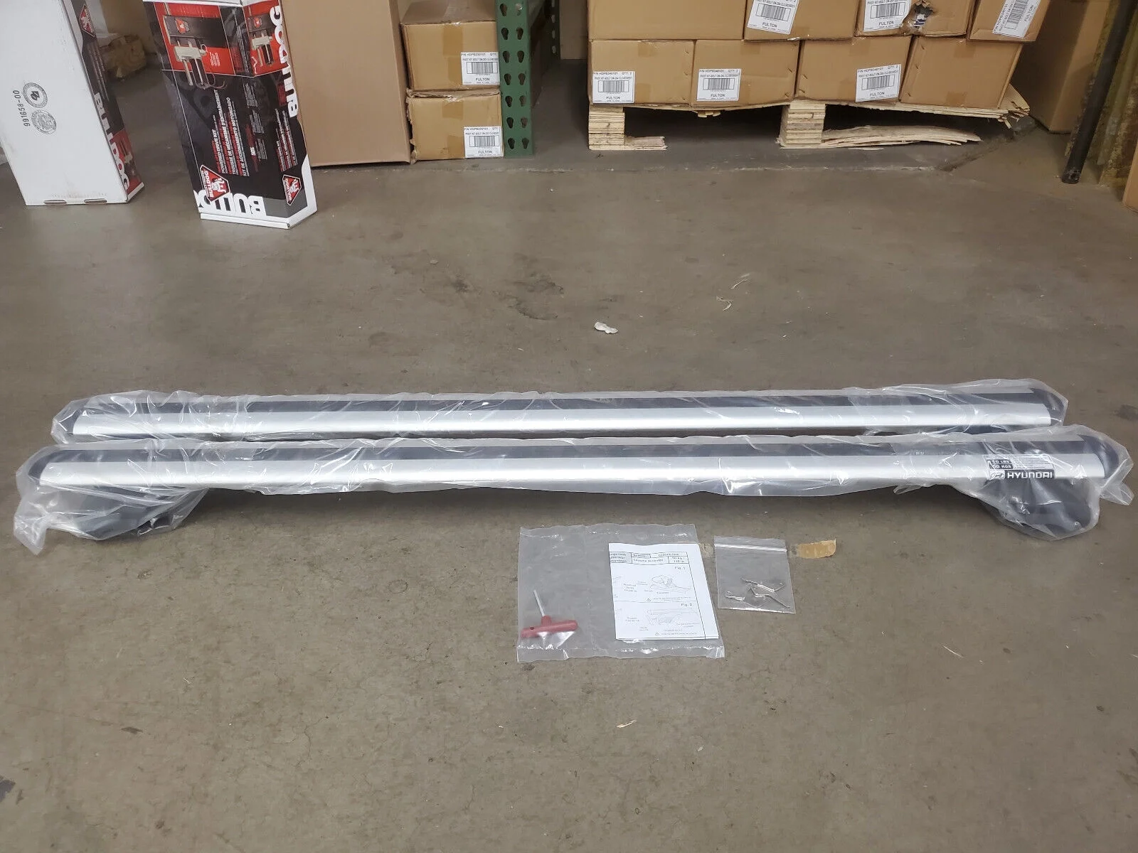 Roof Rack Cross Bars For 2013-2018 Hyundai Santa Fe w/ Existing Roof Rails 38843