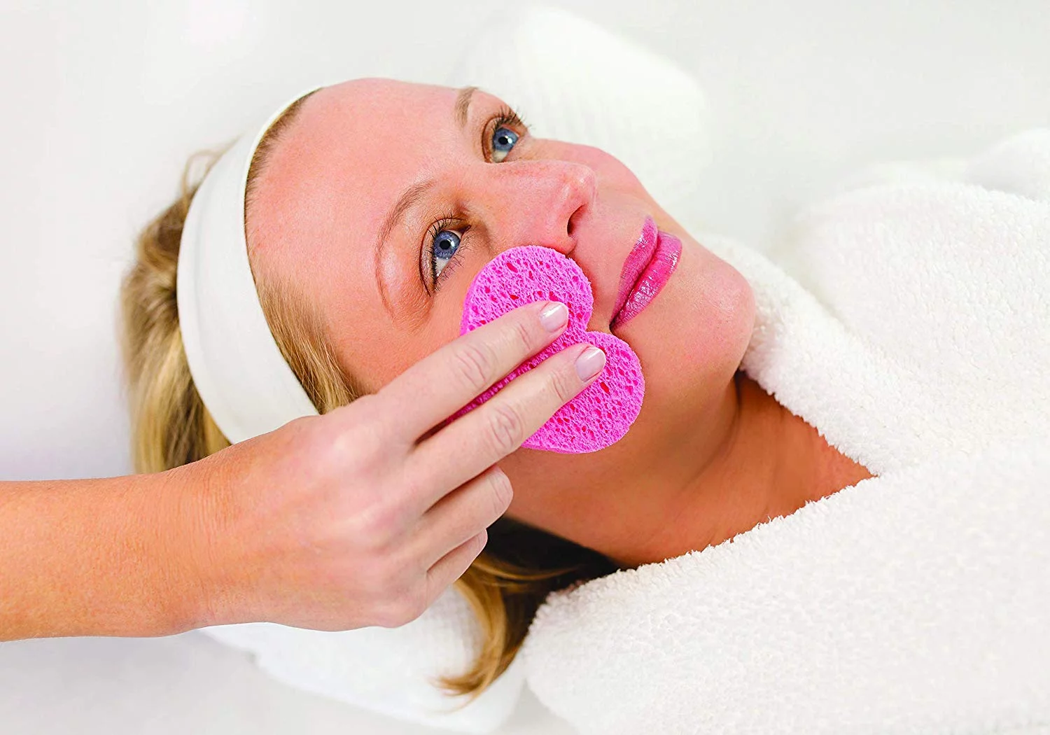 Intrinsics Pink Heart Compressed Cellulose Sponges For Facial Cleansing - 2.5