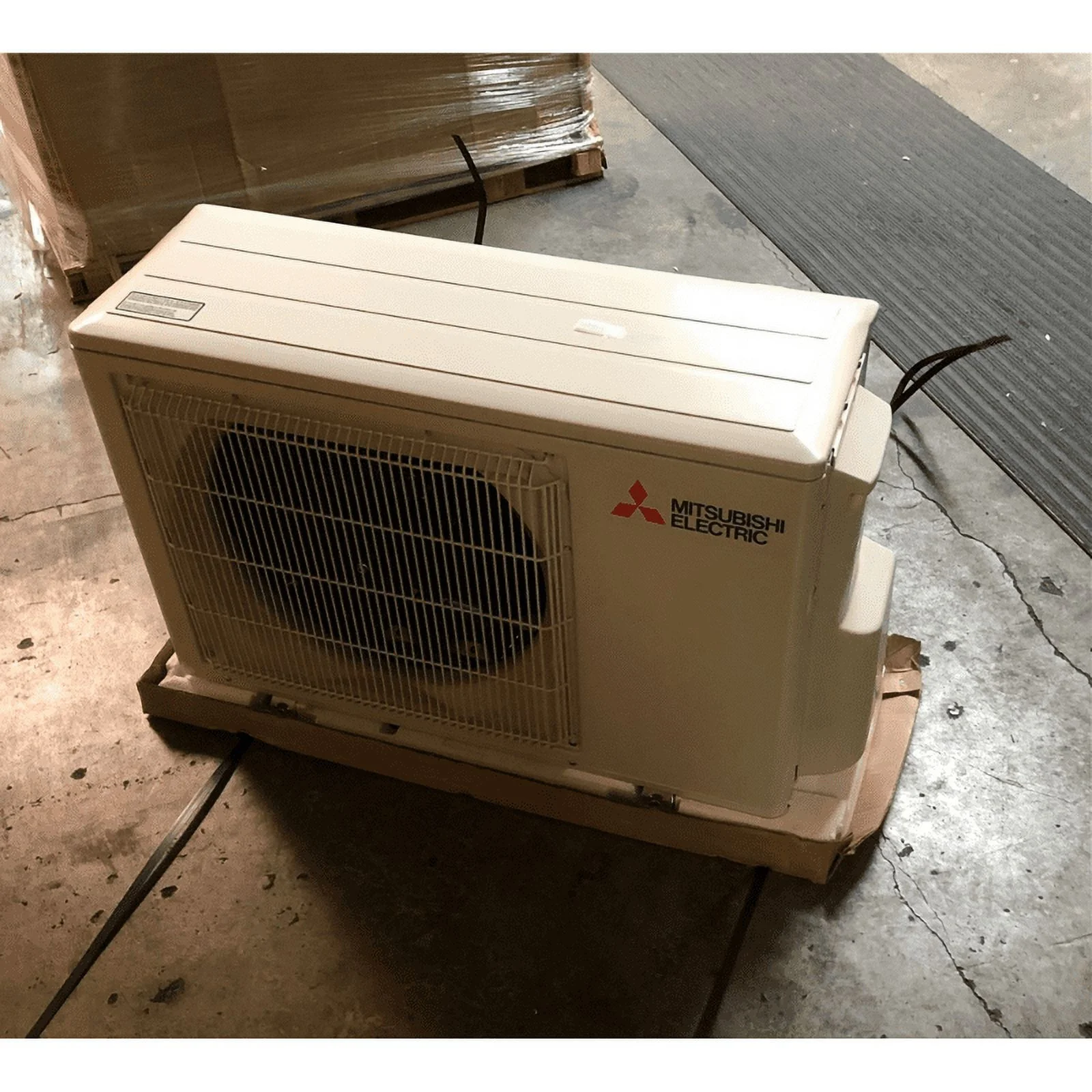Mitsubishi Electric MXZ-4C36NA3-U1 Outdoor Multi-Zone Heat Pump, 3 Ton, 36K BTU, 19.2 SEER