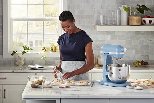 KitchenAid? 7 Quart Bowl-Lift Stand Mixer, Cast Iron Black