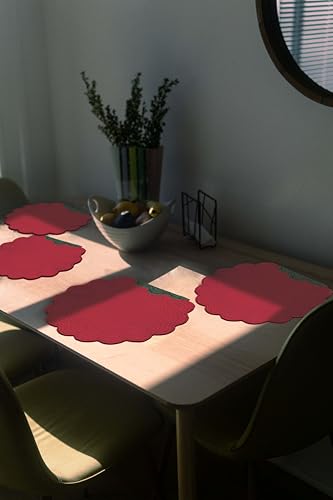 C&F Home Red & Green Quilted 100% Cotton Round Christmas Single Placemat 17