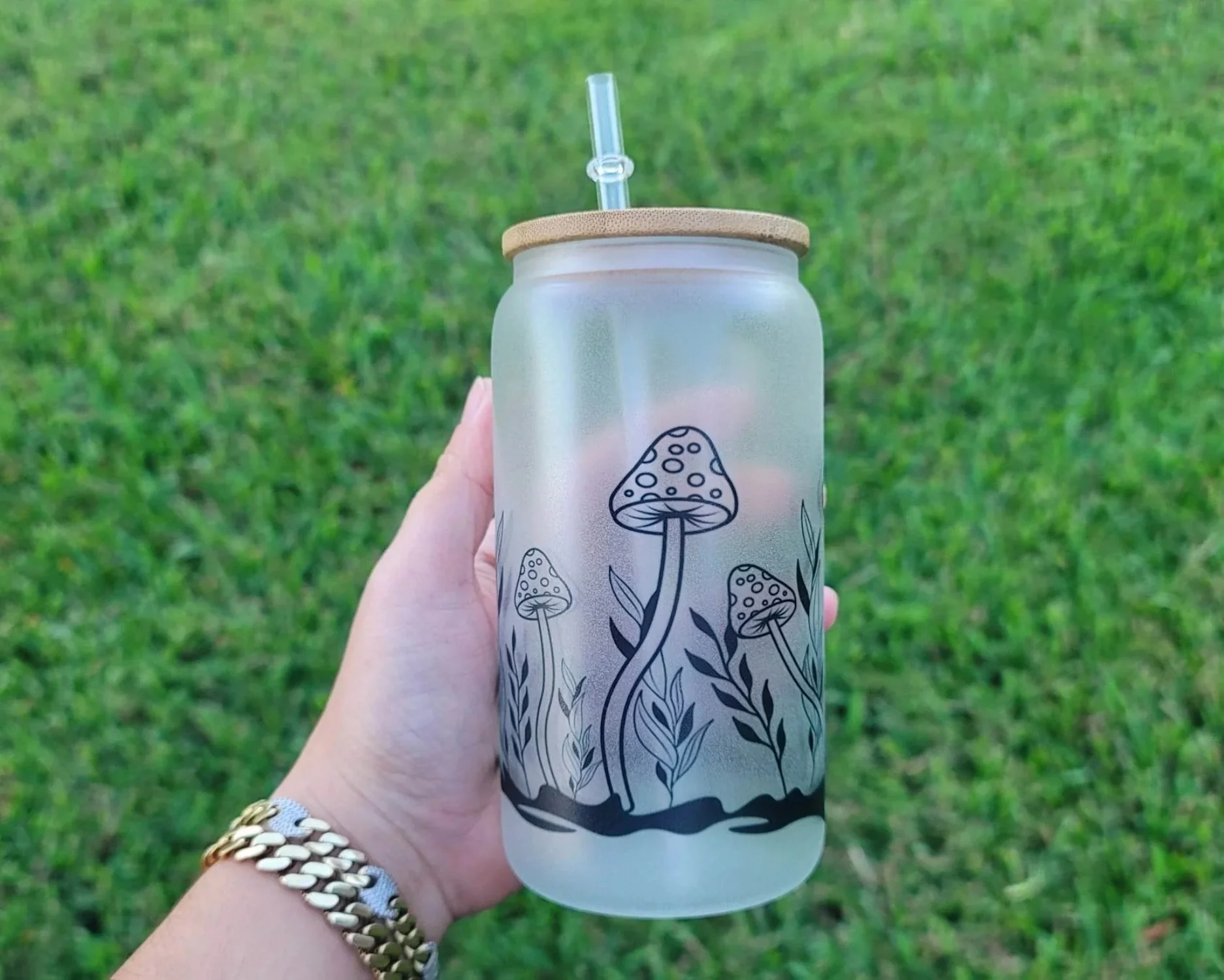 Mushroom Glow in dark UV Activated Glow Beer Can Glass
