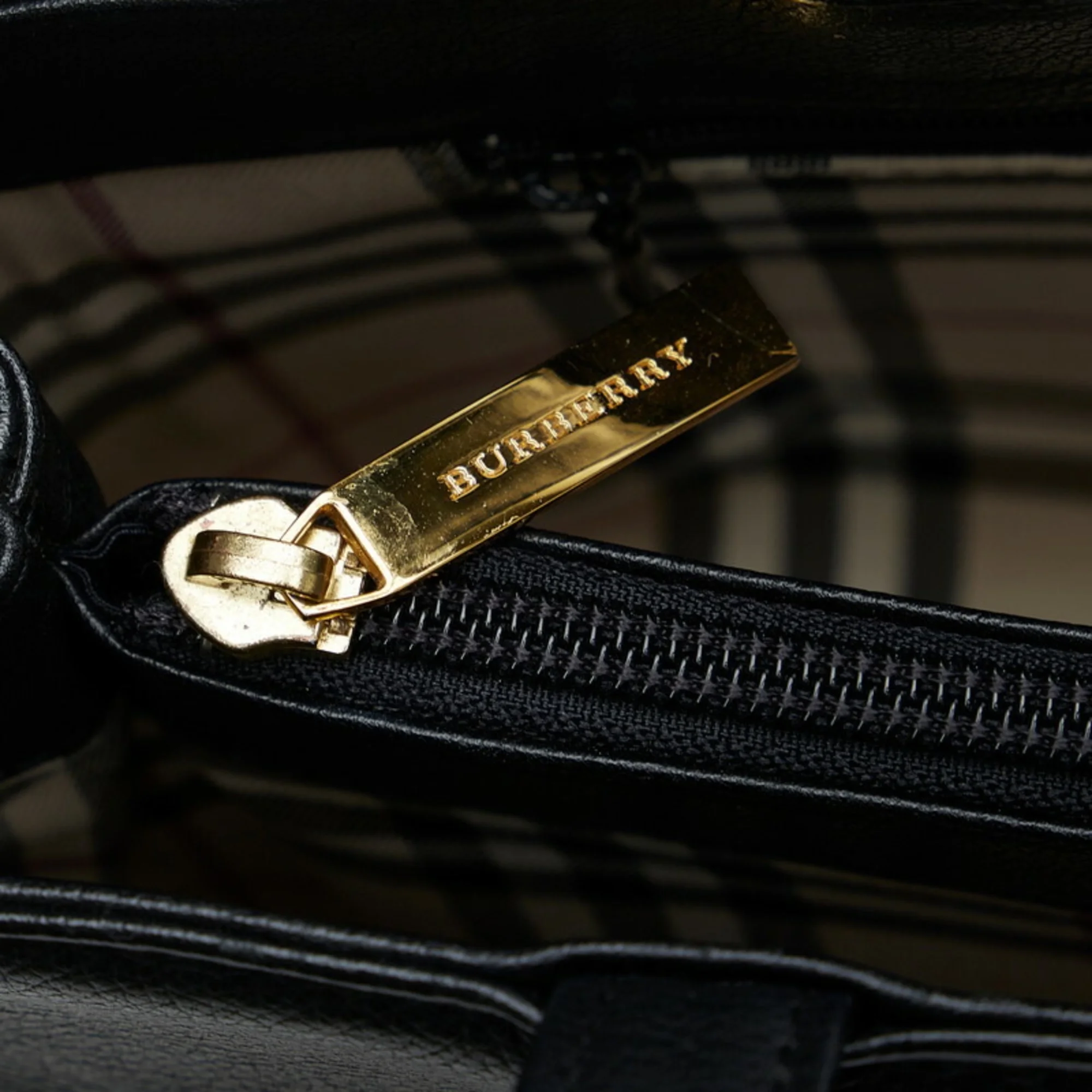 Pre-Owned Burberry Nova Check Handbag Black Leather Ladies BURBERRY (Good)