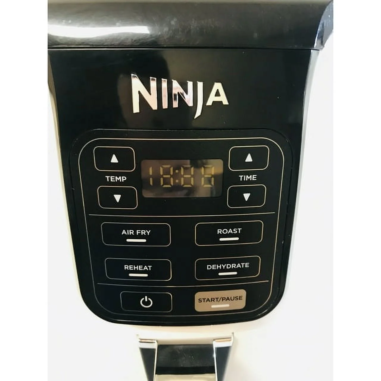 Used Ninja Air Fryer1550-Watt Programmable Base for Air FryingRoastingReheating & Dehydrating with 4-Quart Ceramic Coated Basket (AF101)White (Used) (Certified)