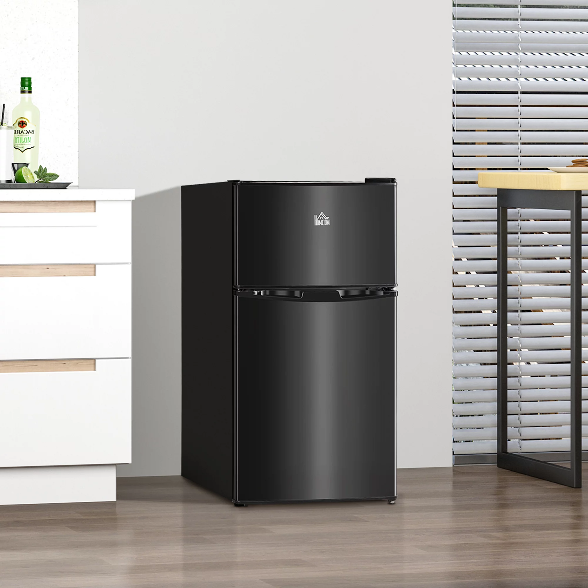 HOMCOM 3.2 Cu.Ft Mini Fridge with Freezer for Bedroom Dorm Home Office