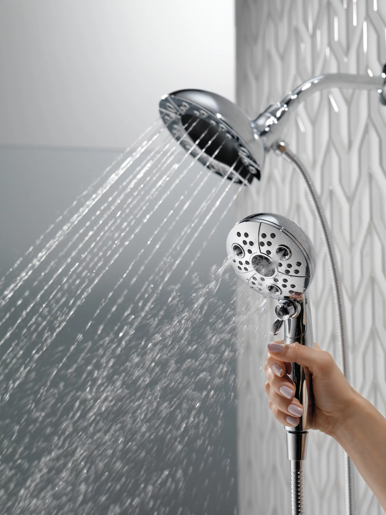 Delta 5-Spray Hand Shower and Shower Head Combo in Chrome 58480-PK