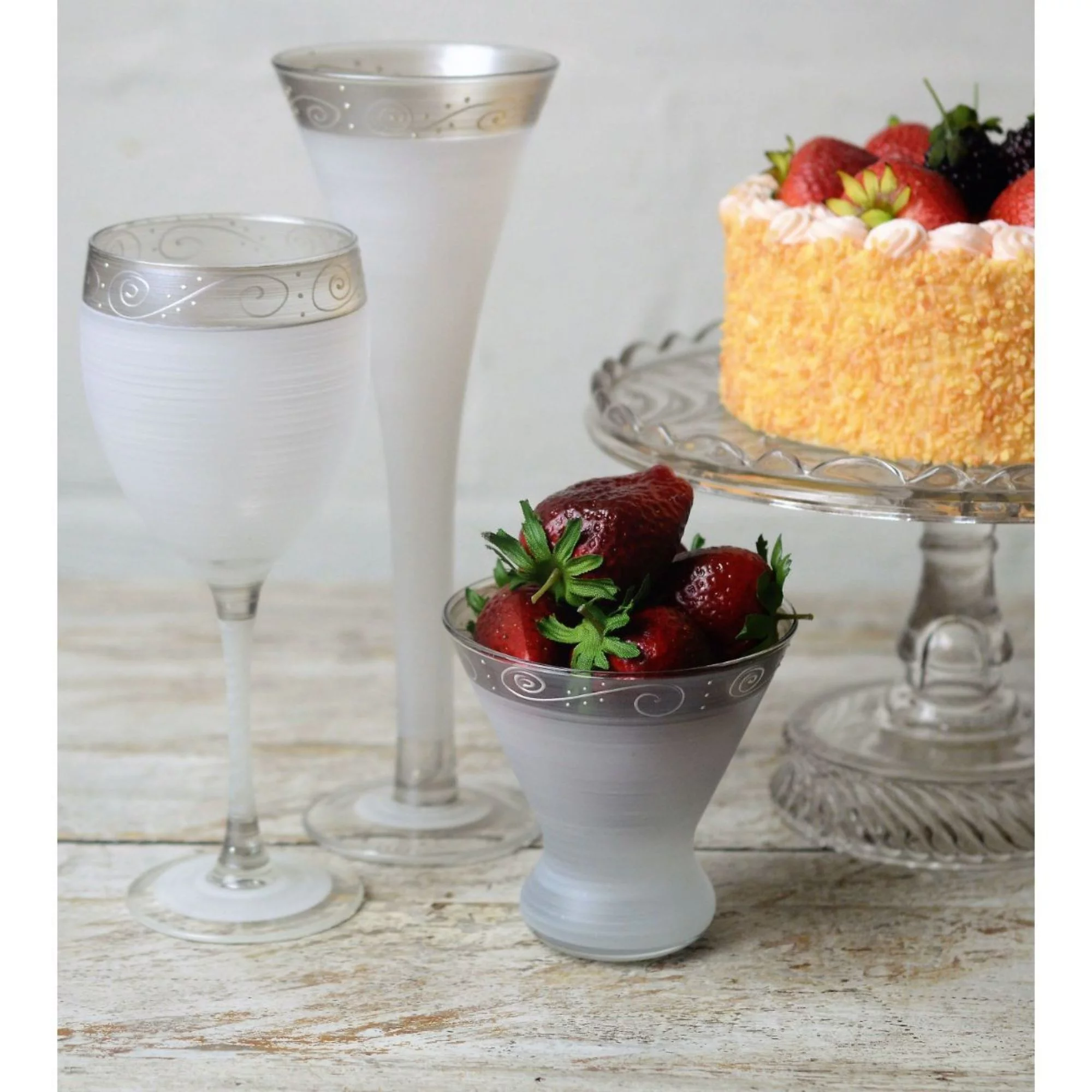 Crafted Creations Set of 2 Silver Swirls and Dots Hand Painted Cosmopolitan Wine Glasses 4