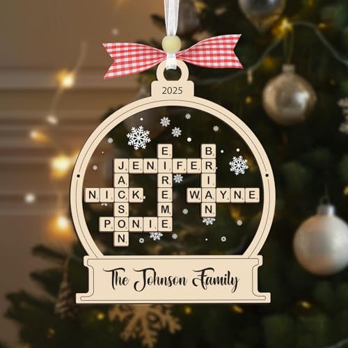 Personalized Christmas Family Ornament 2025 – Custom Wooden Ornament with Family Member Names for Families, Neighbors, Friends & Coworkers – Xmas Tree Decoration