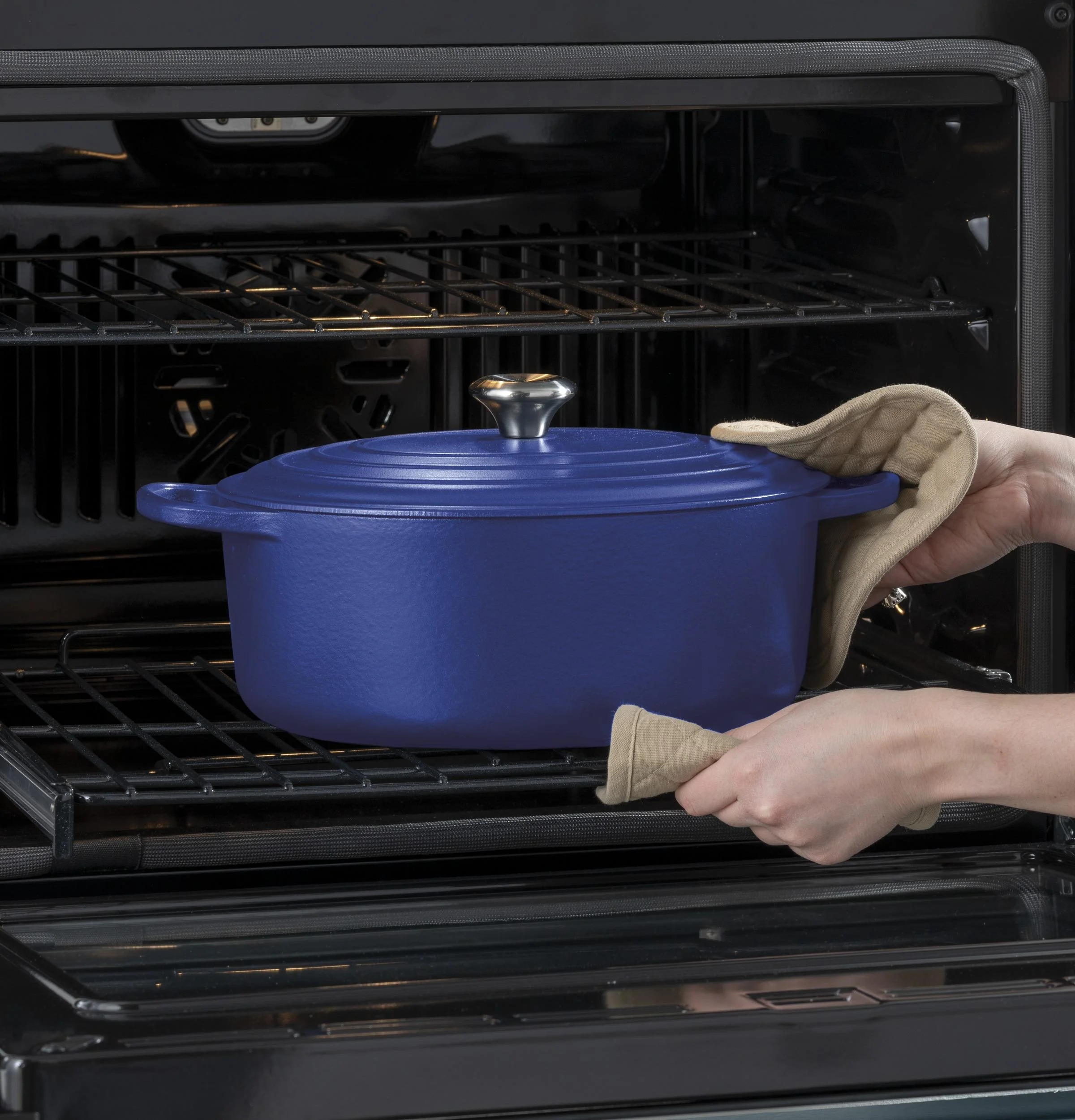 GE APPLIANCES PKS7000SNSS  SINGLE WALL ELECTRIC OVEN Black Stainless Steel