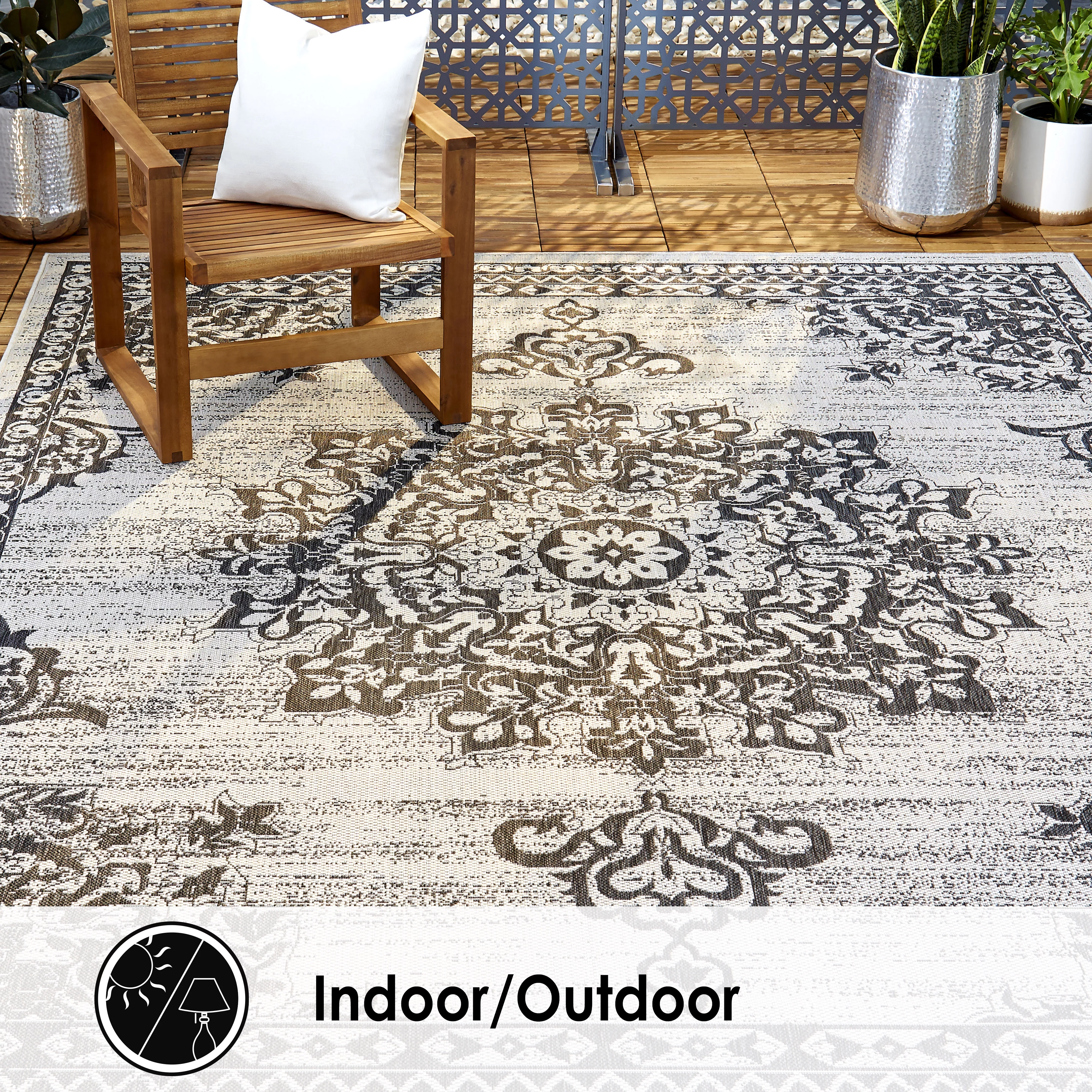 Nicole Miller New York Patio Country Azalea Transitional Medallion Indoor/Outdoor Area Rug, Grey/Black, 5'2