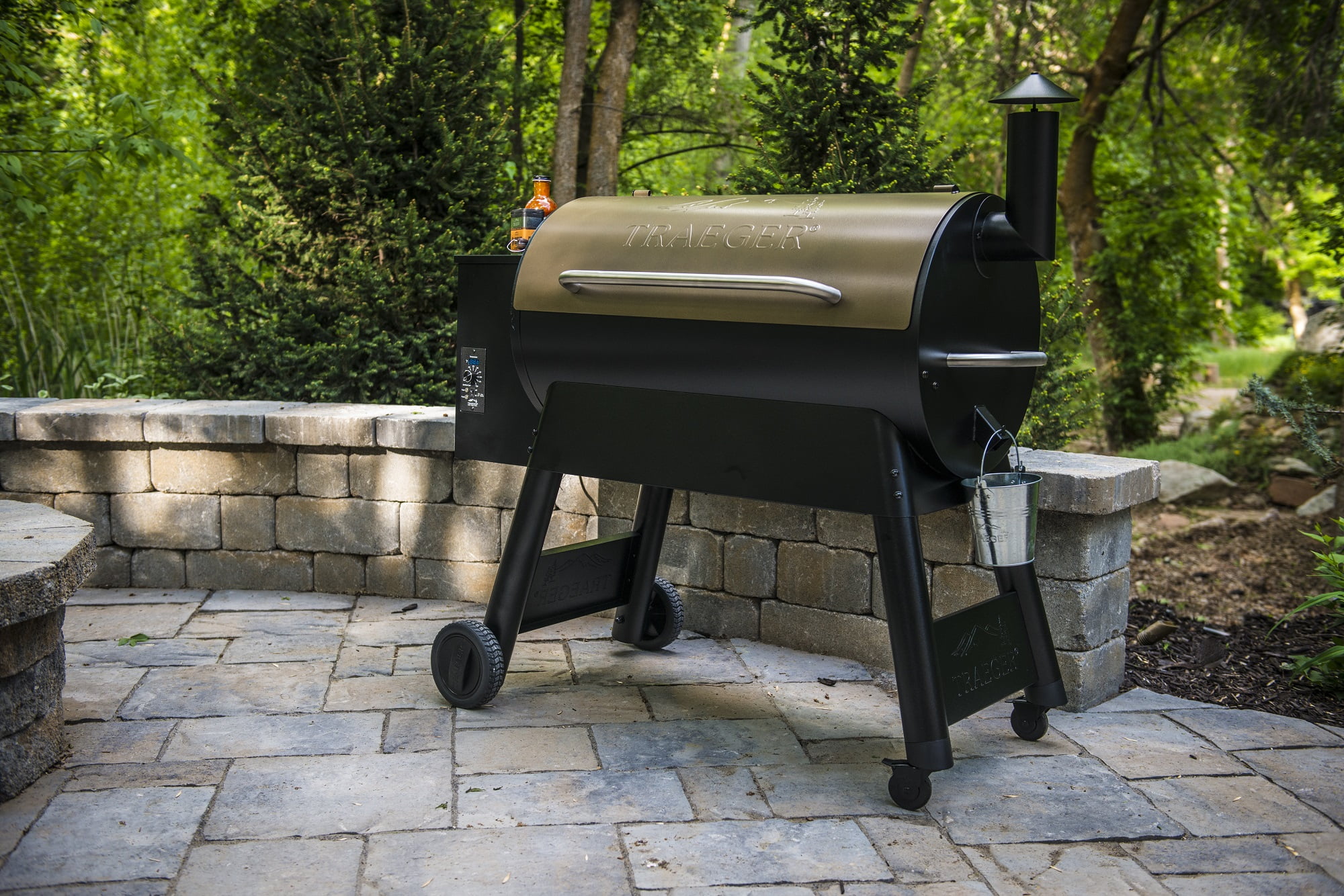 Traeger Pellet Grills Pro 34 Wood Pellet Grill and Smoker - Bronze