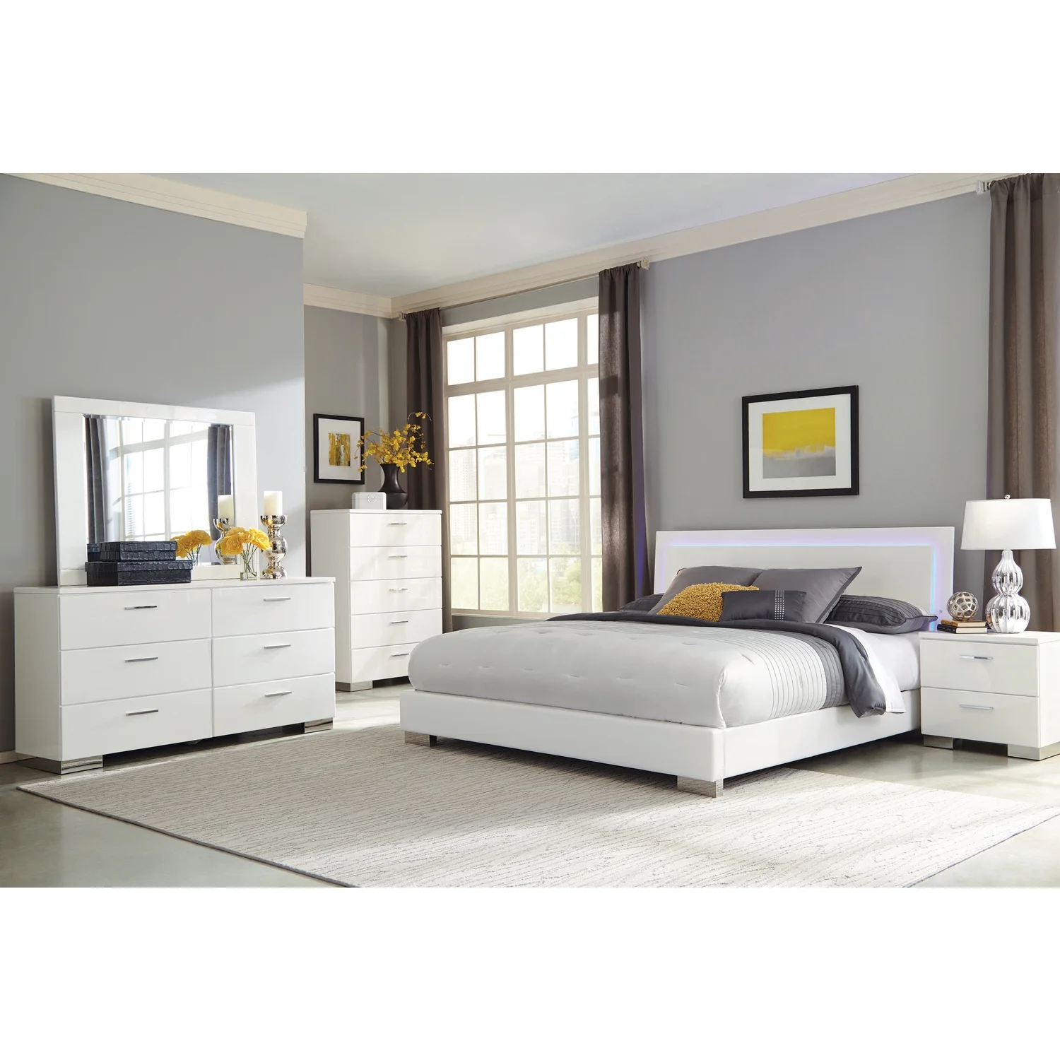 Coaster Felicity 4-Piece Faux Leather Queen Bedroom Set in Glossy White