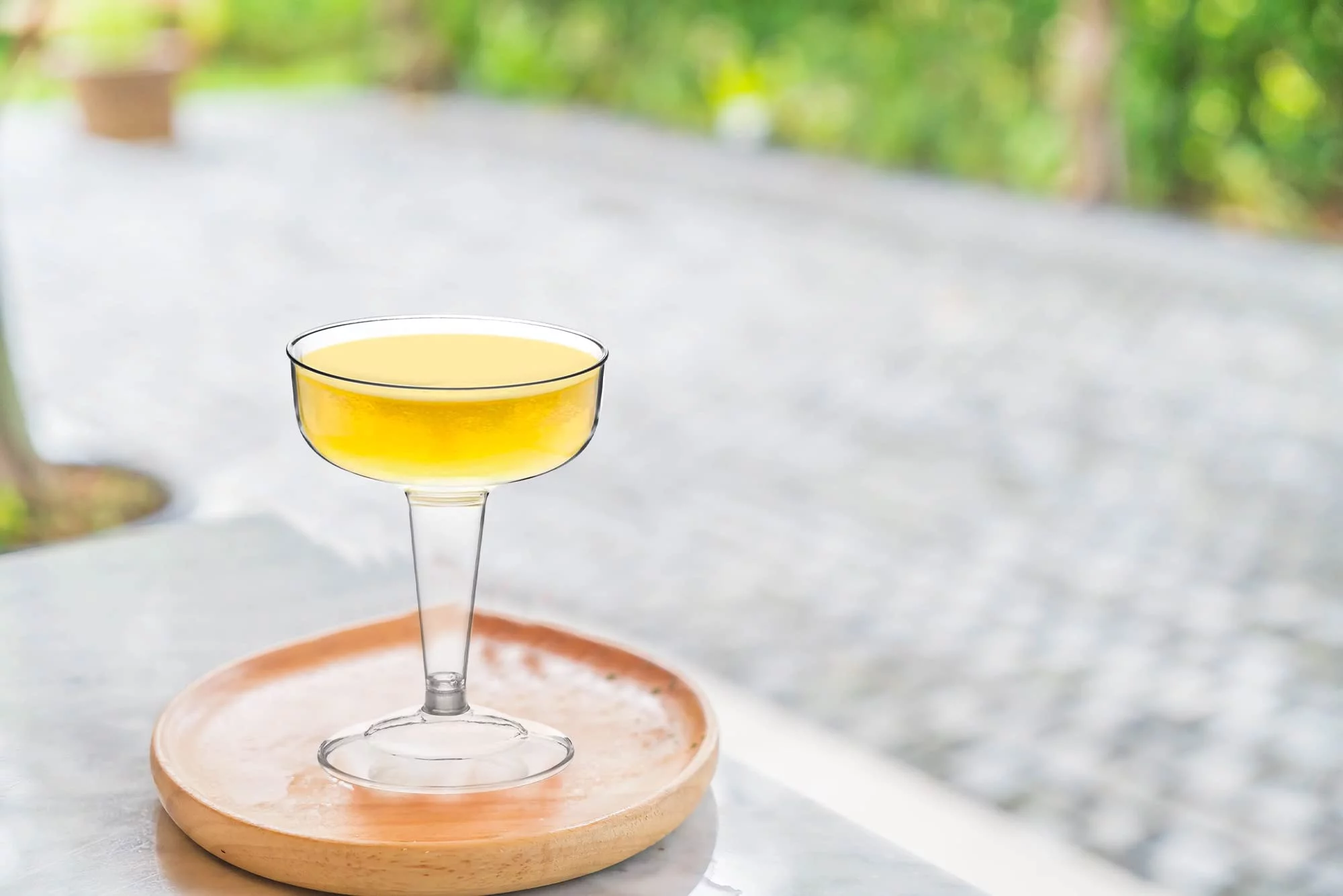 DecorRack 48 Cocktail Glasses, 8 oz Plastic Party Cups