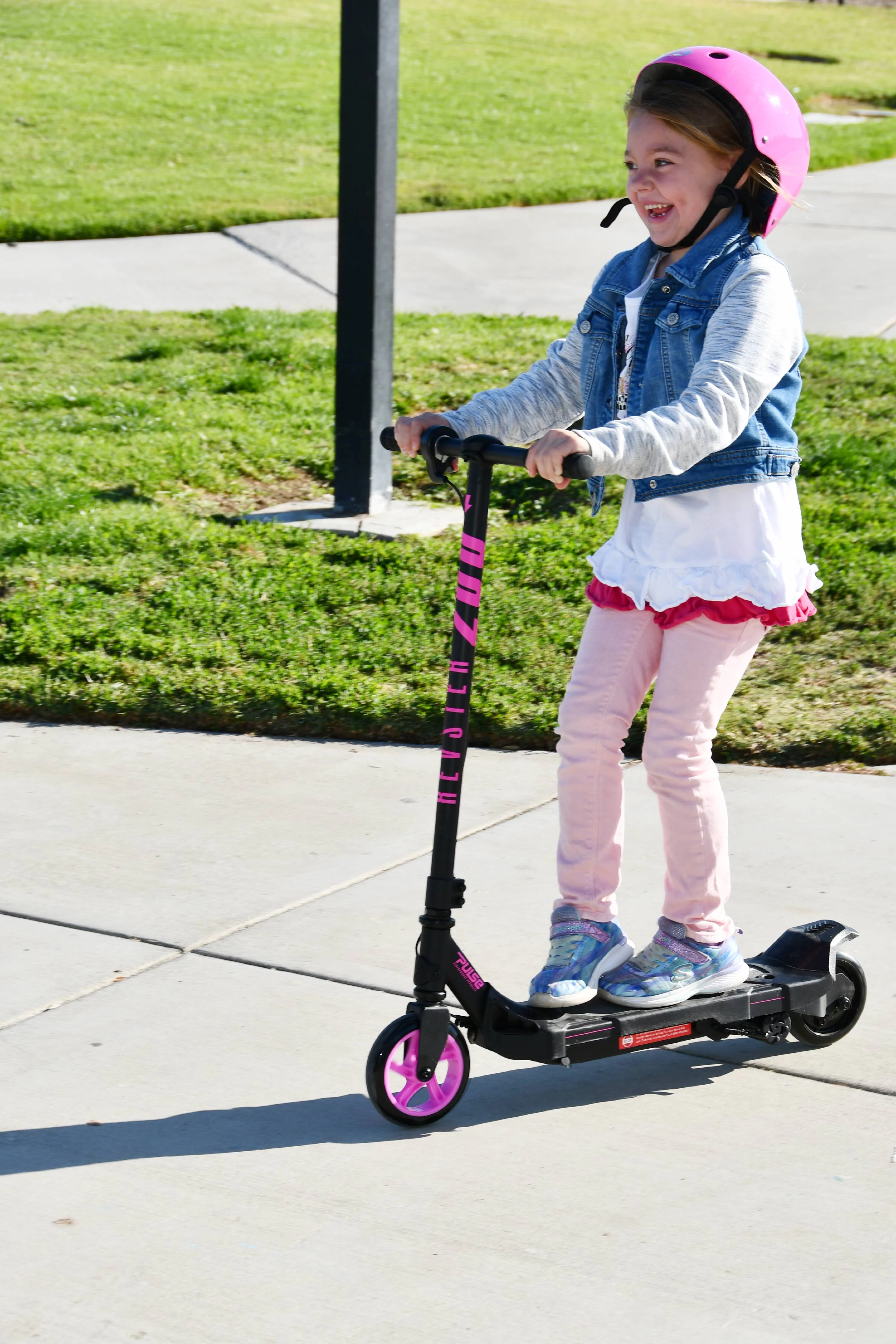 Pulse Performance Products, Revster 200 Kids 2-in-1 Electric & Kick  Scooter, Ages 8+, 12V battery, 8 MPH, 130mm Cast Polyurethane Wheels, Rear Brake