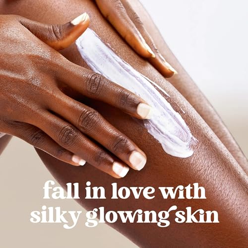 Dove Exfoliating Body Scrub – Spiced Chai Latte, Deeply Nourishing Exfoliant with ¼ Moisturizing Cream, 10.5 oz