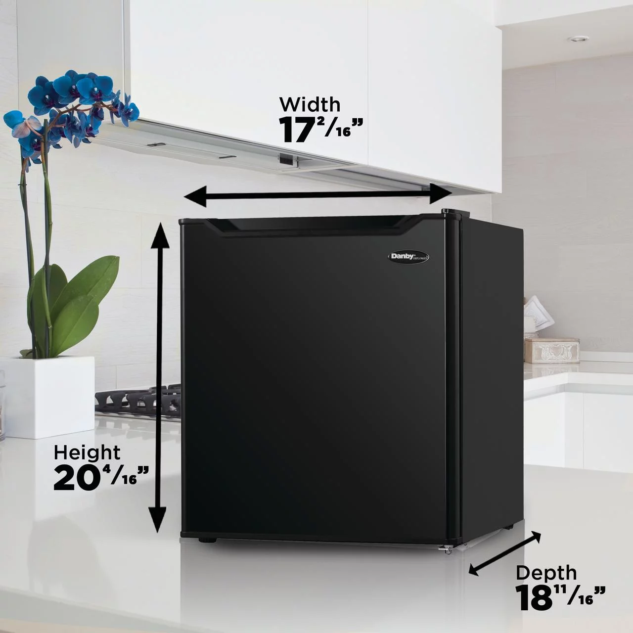 Restored Danby Designer DAR016B1BM-6 1.6 Cu.ft. E-Star Rated Countertop Mini All Refrigerator, in Black (Refurbished)